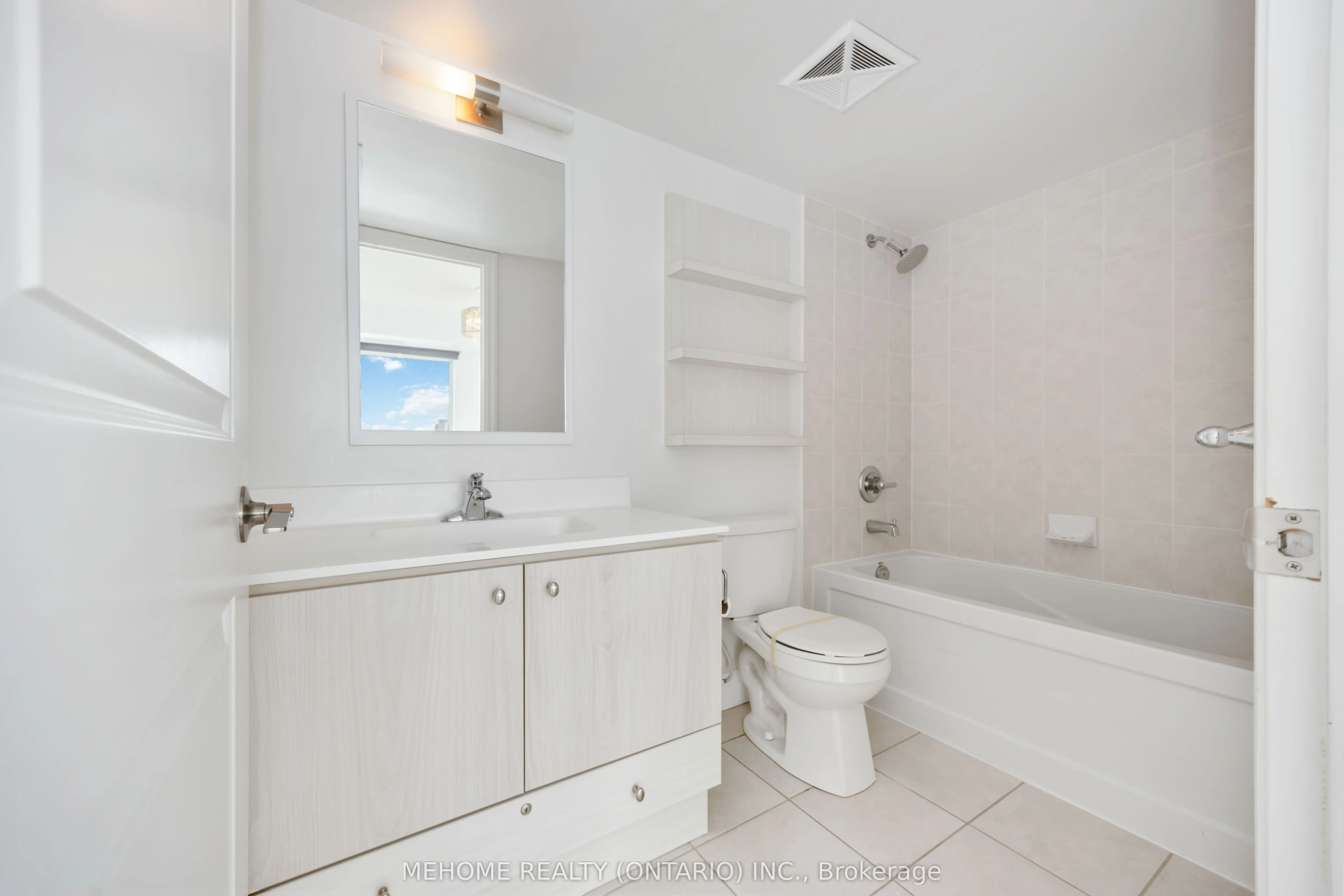 275 Yorkland Road, #2610