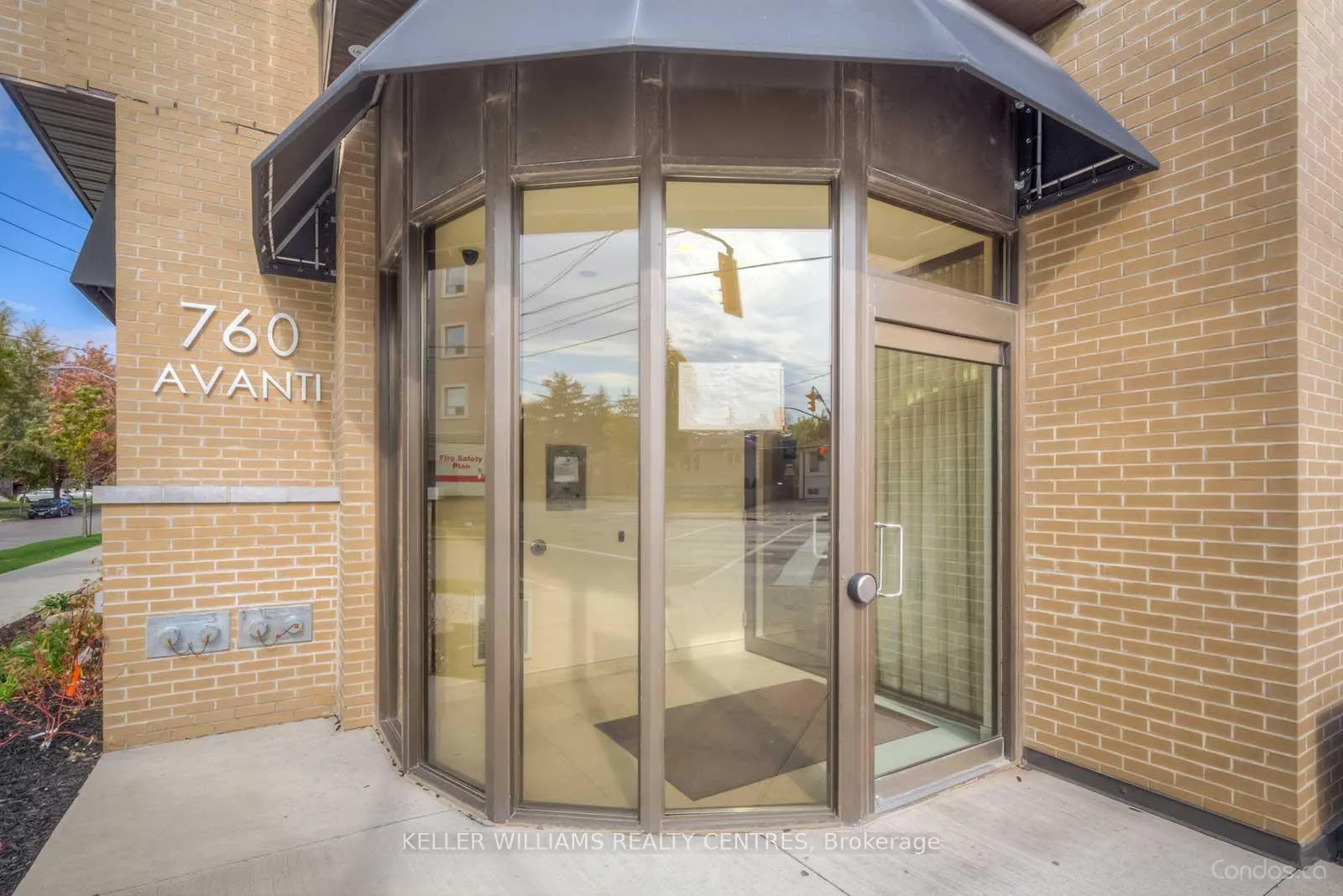 760 Sheppard Avenue W, #410