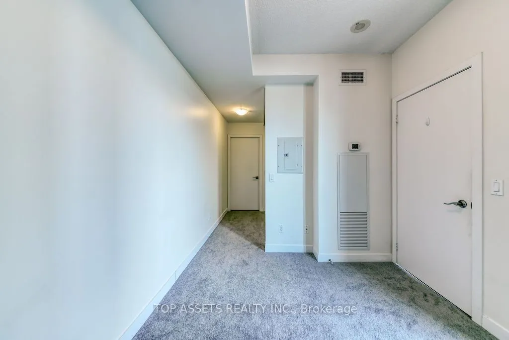770 Bay Street, #1613