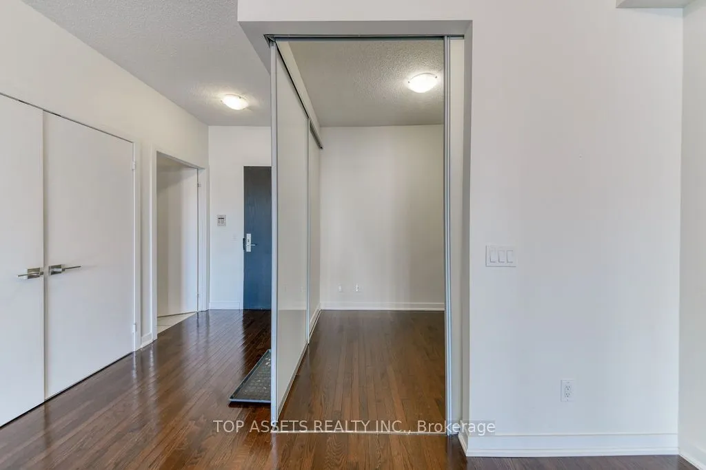 770 Bay Street, #1613