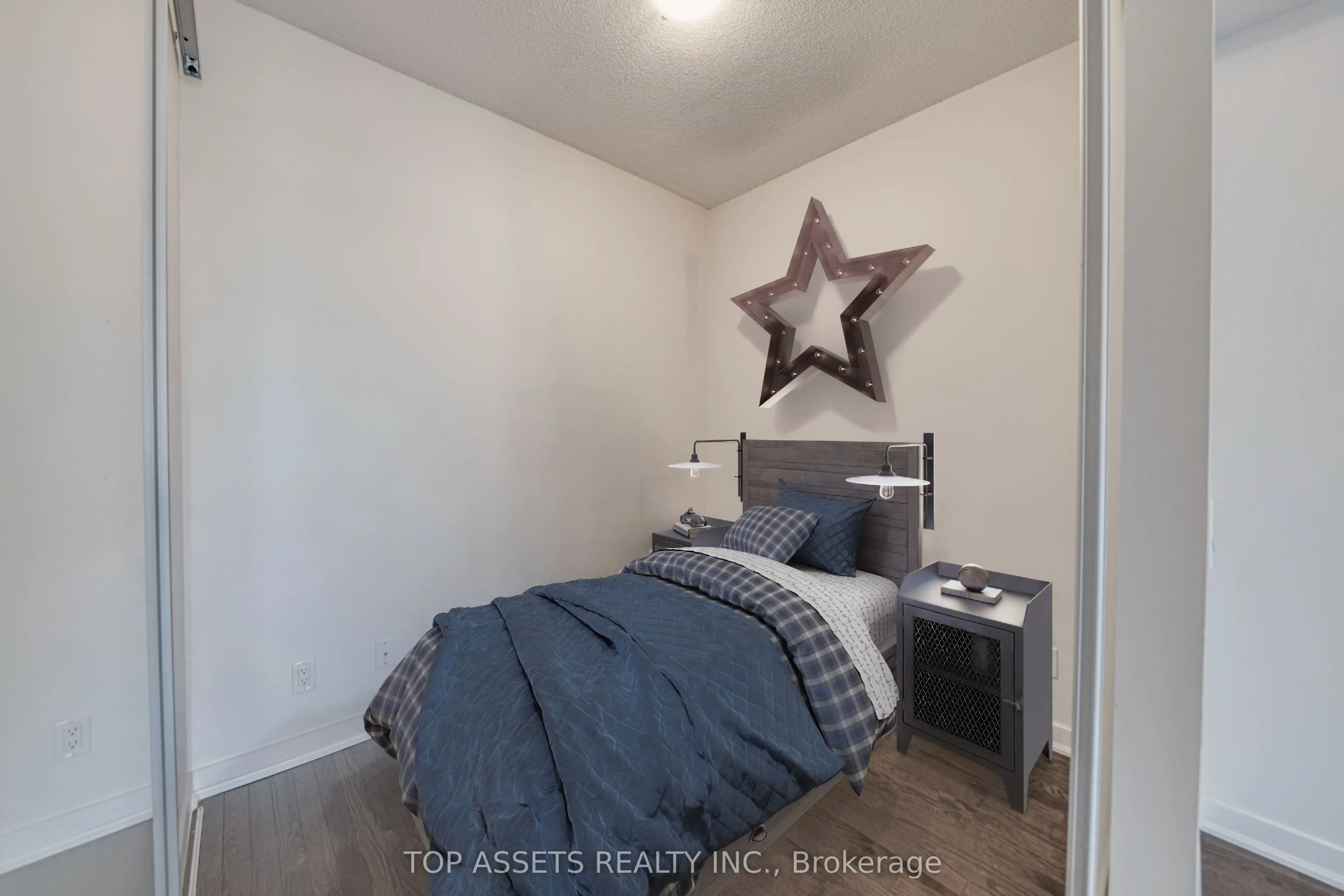 770 Bay Street, #1613