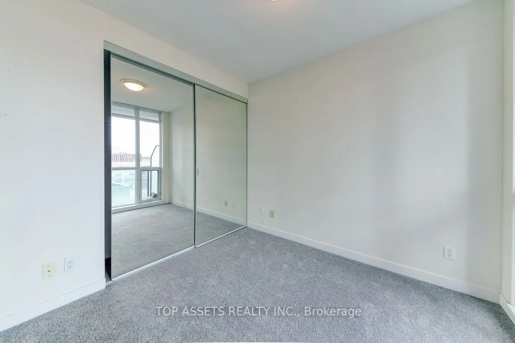 770 Bay Street, #1613
