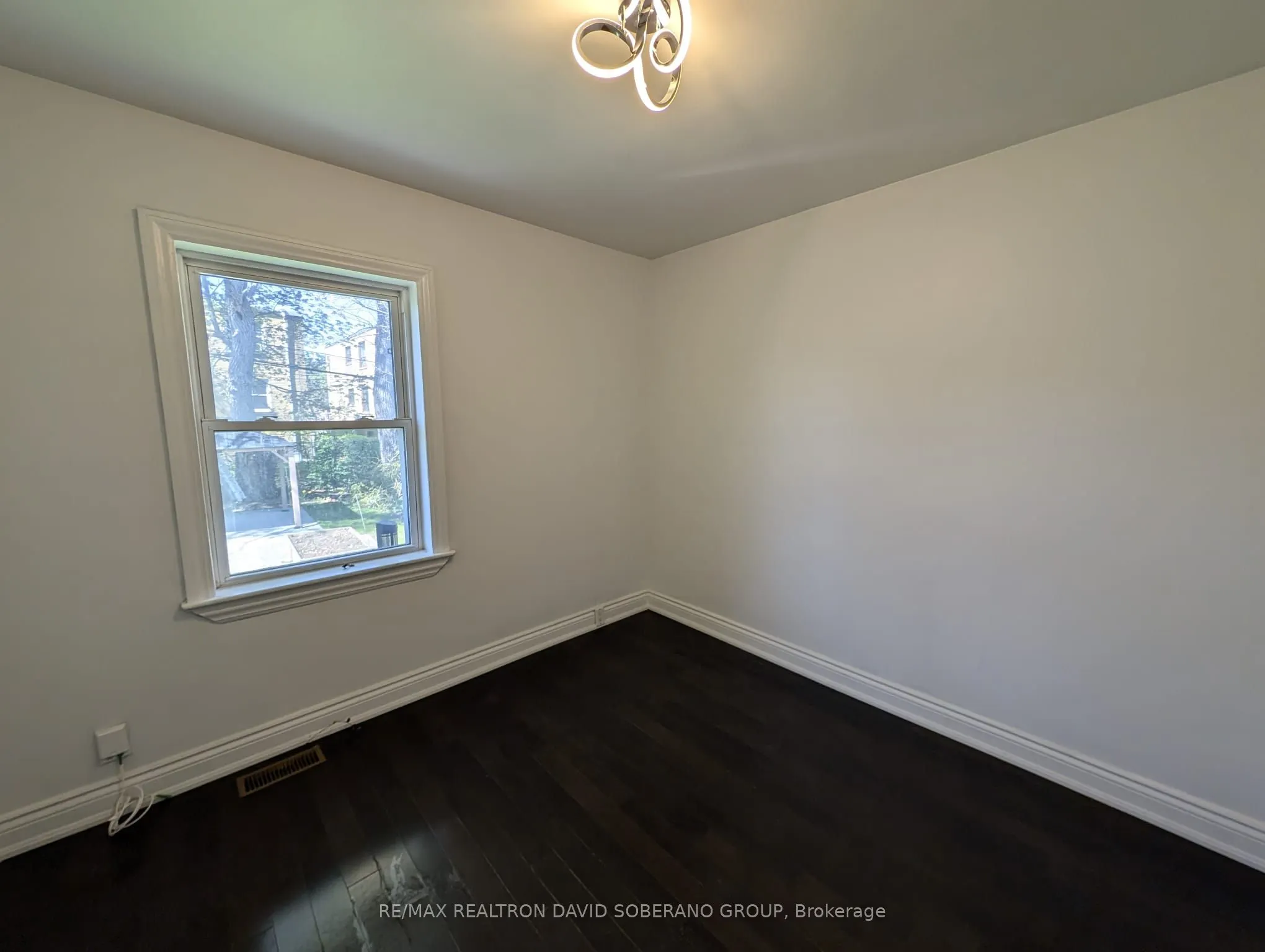 46 Cadillac Avenue, #MAIN FLOOR