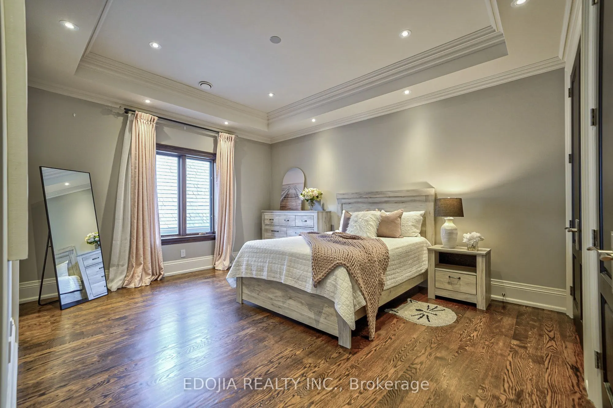 141 Highland Crescent