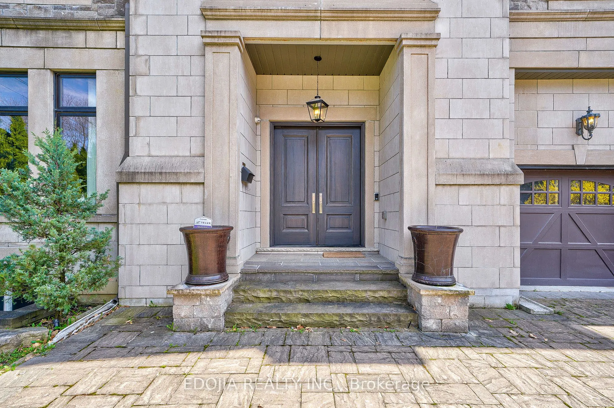 141 Highland Crescent