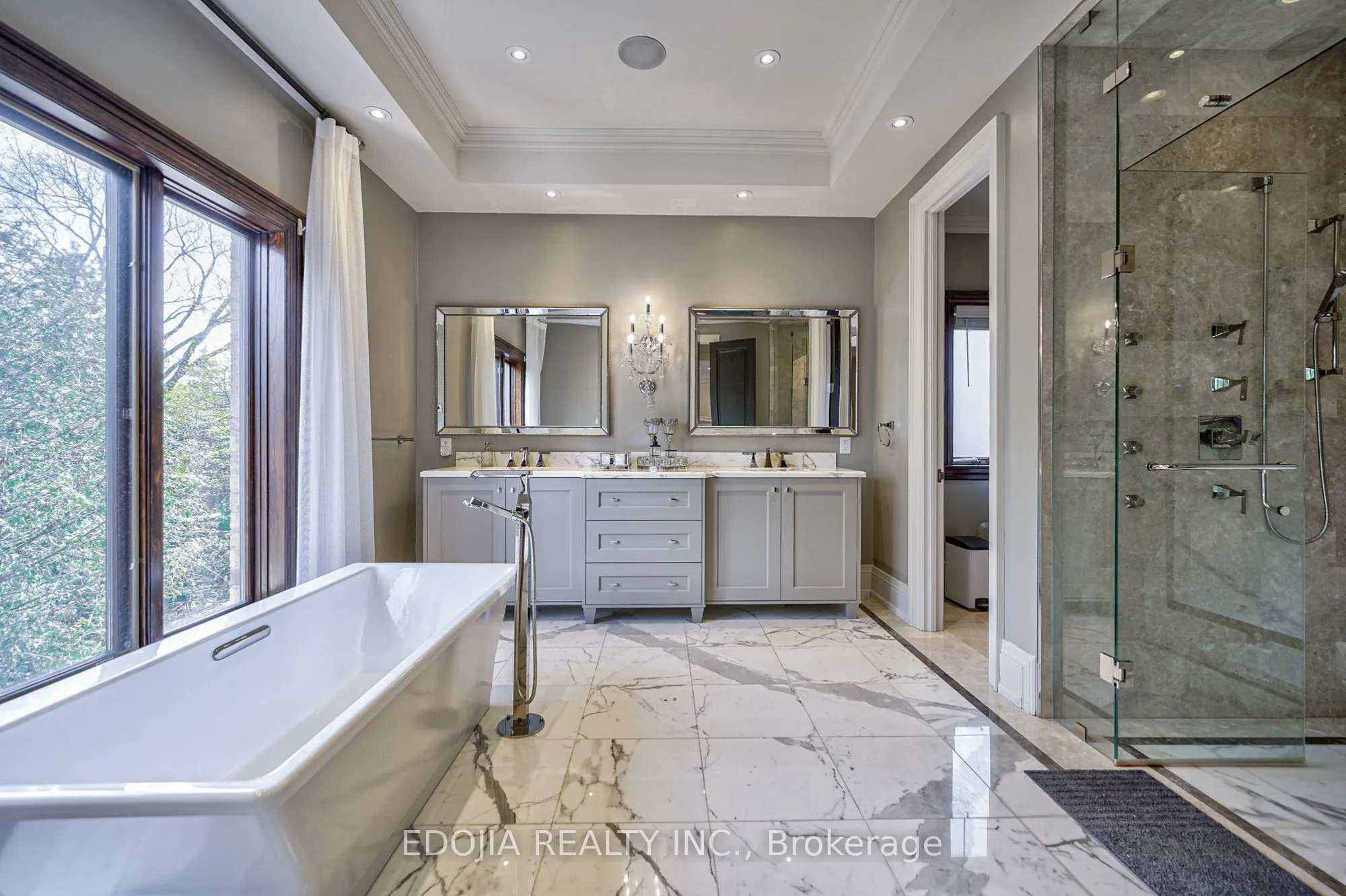 141 Highland Crescent