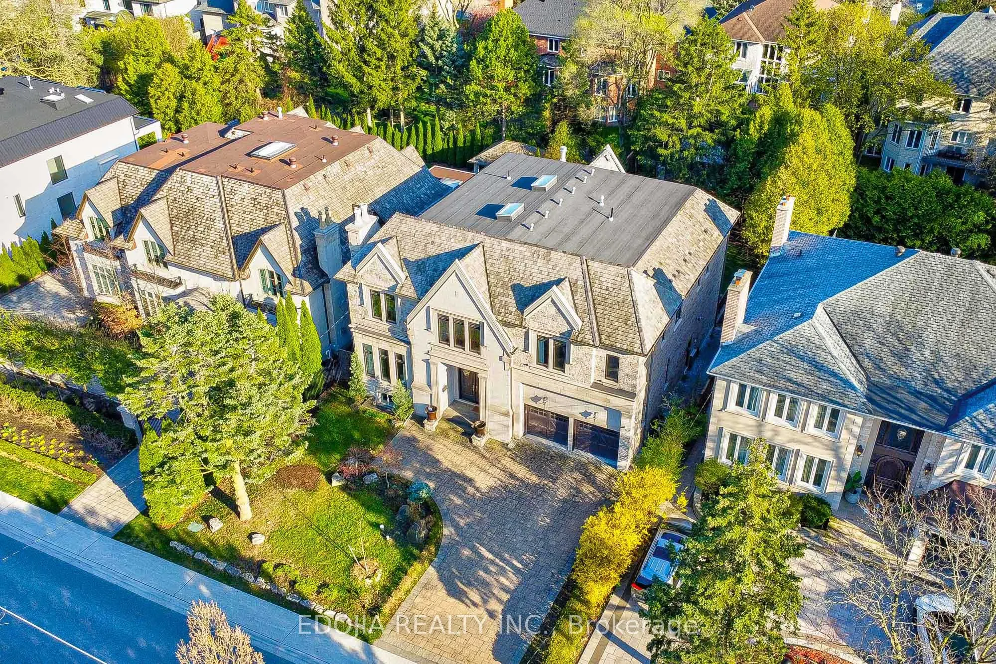 141 Highland Crescent