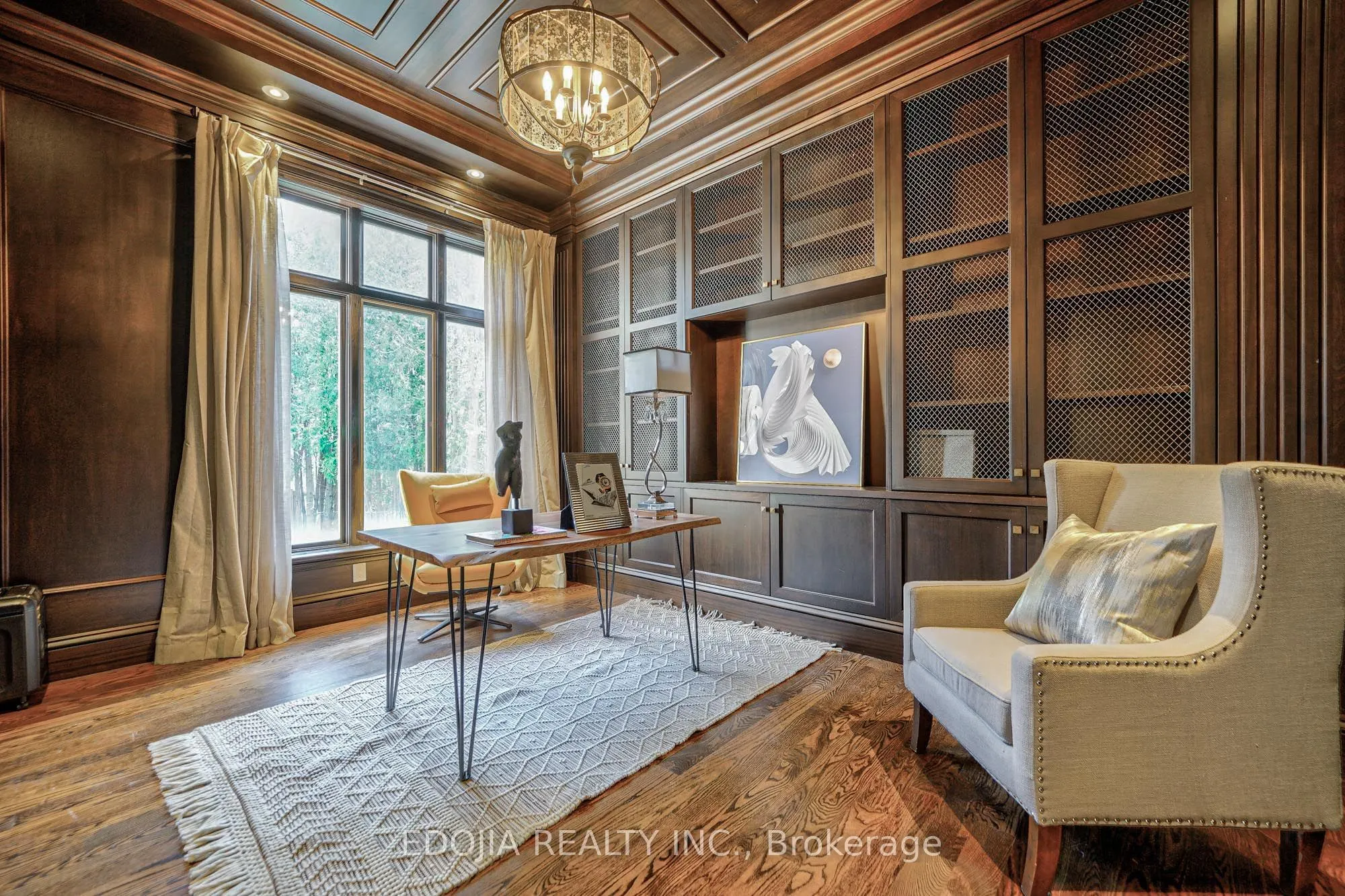 141 Highland Crescent