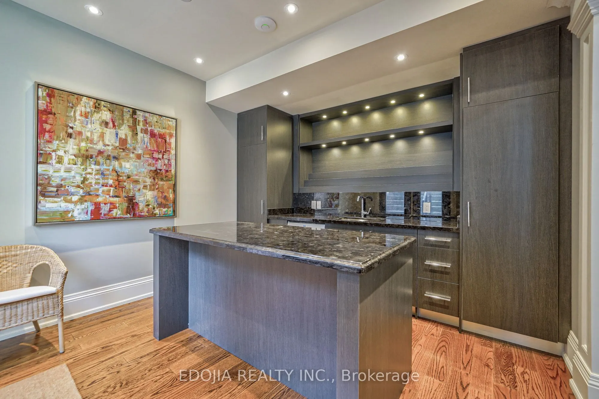 141 Highland Crescent
