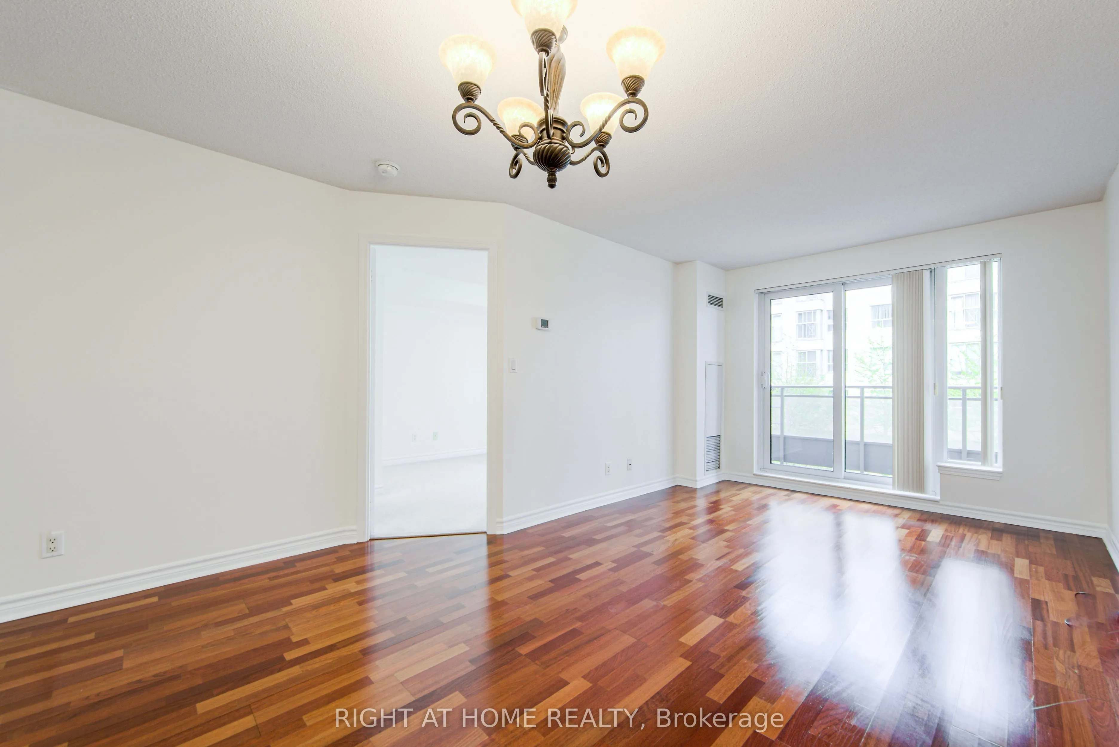 19 Barberry Place, #410