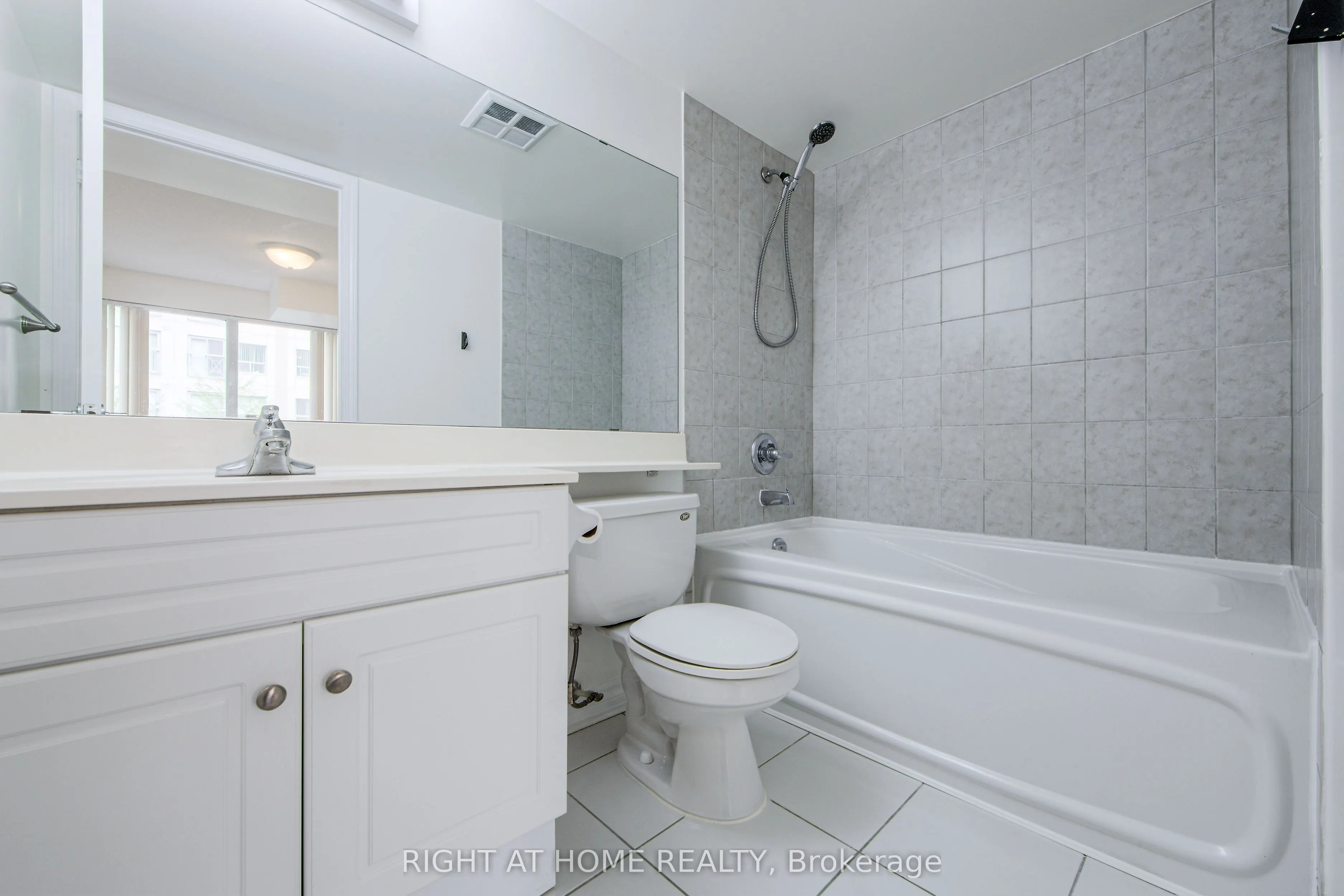 19 Barberry Place, #410