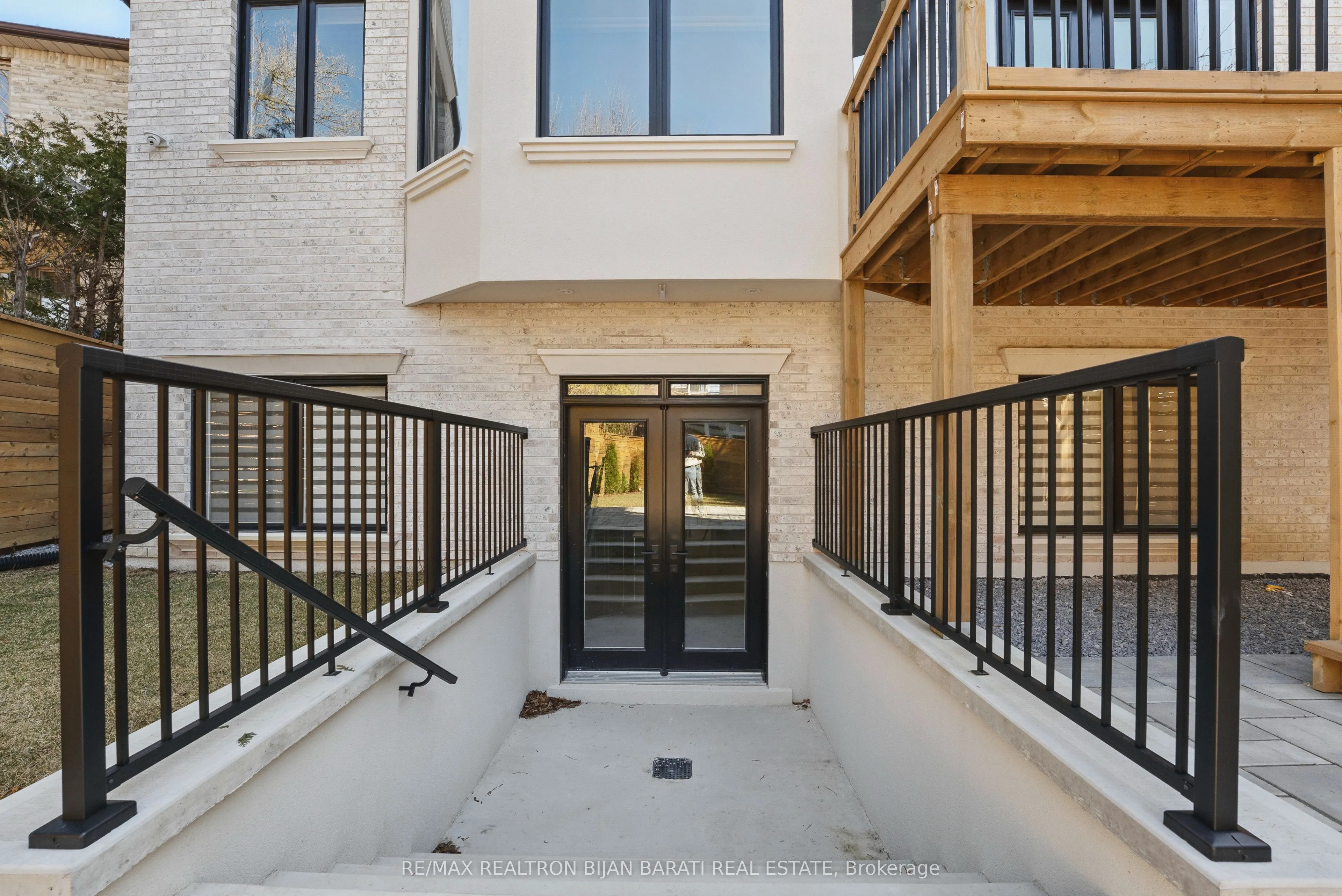 20 Tobruk Crescent