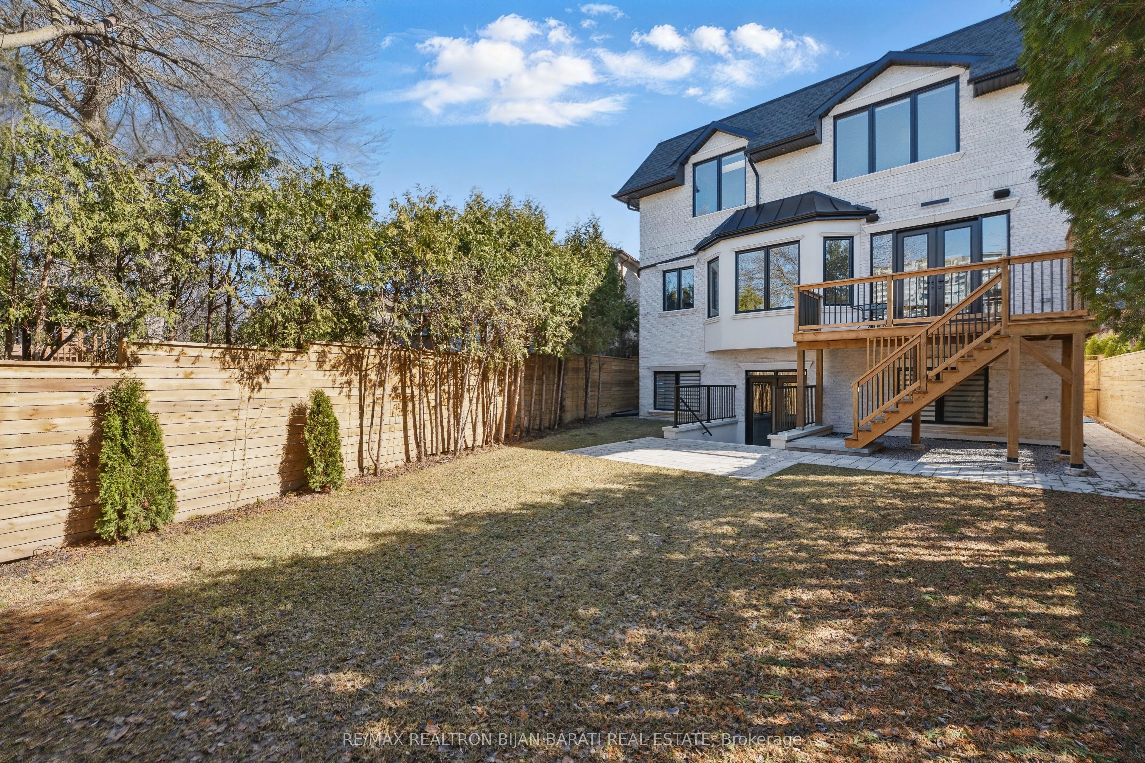 20 Tobruk Crescent