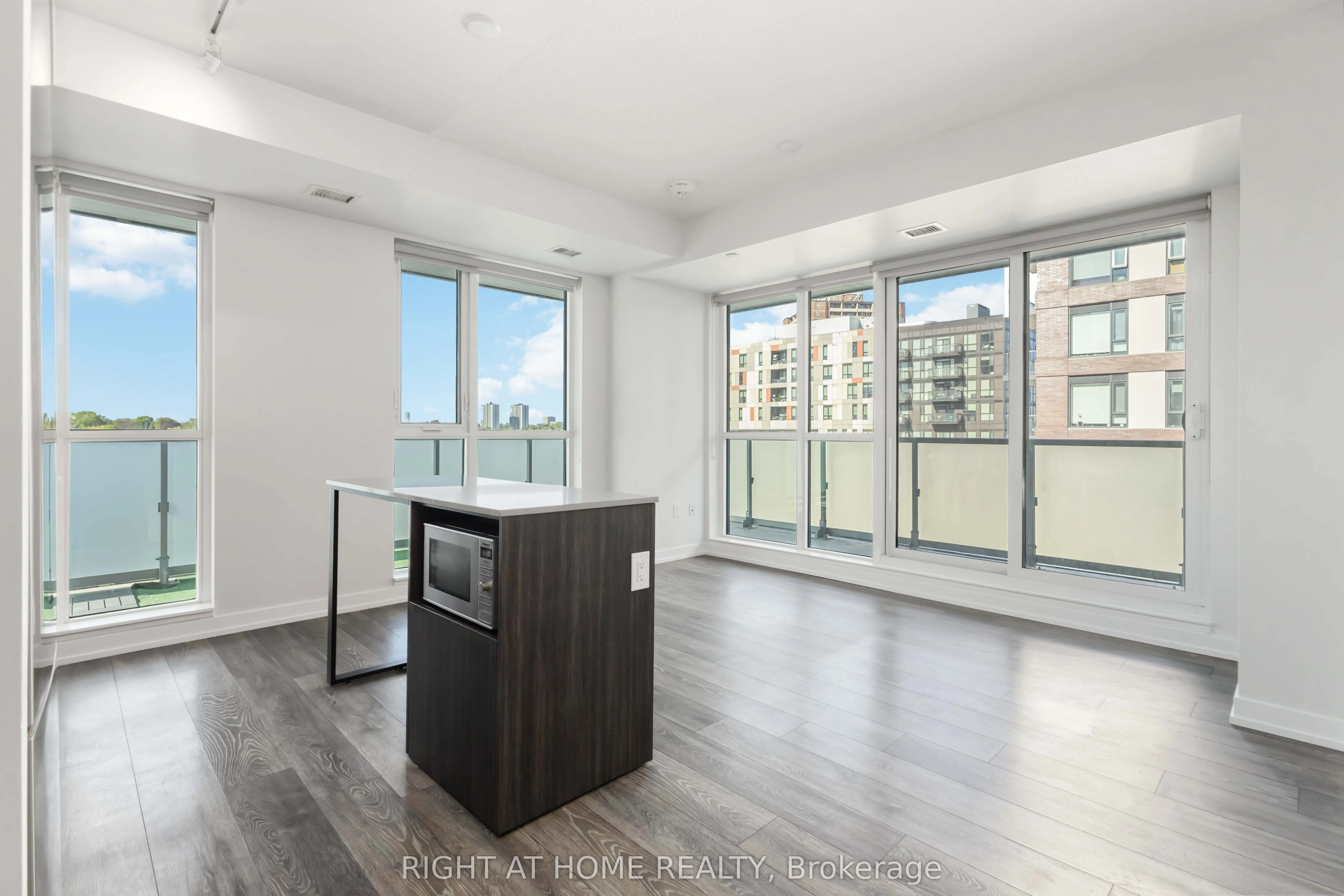 34 Tubman Avenue, #804