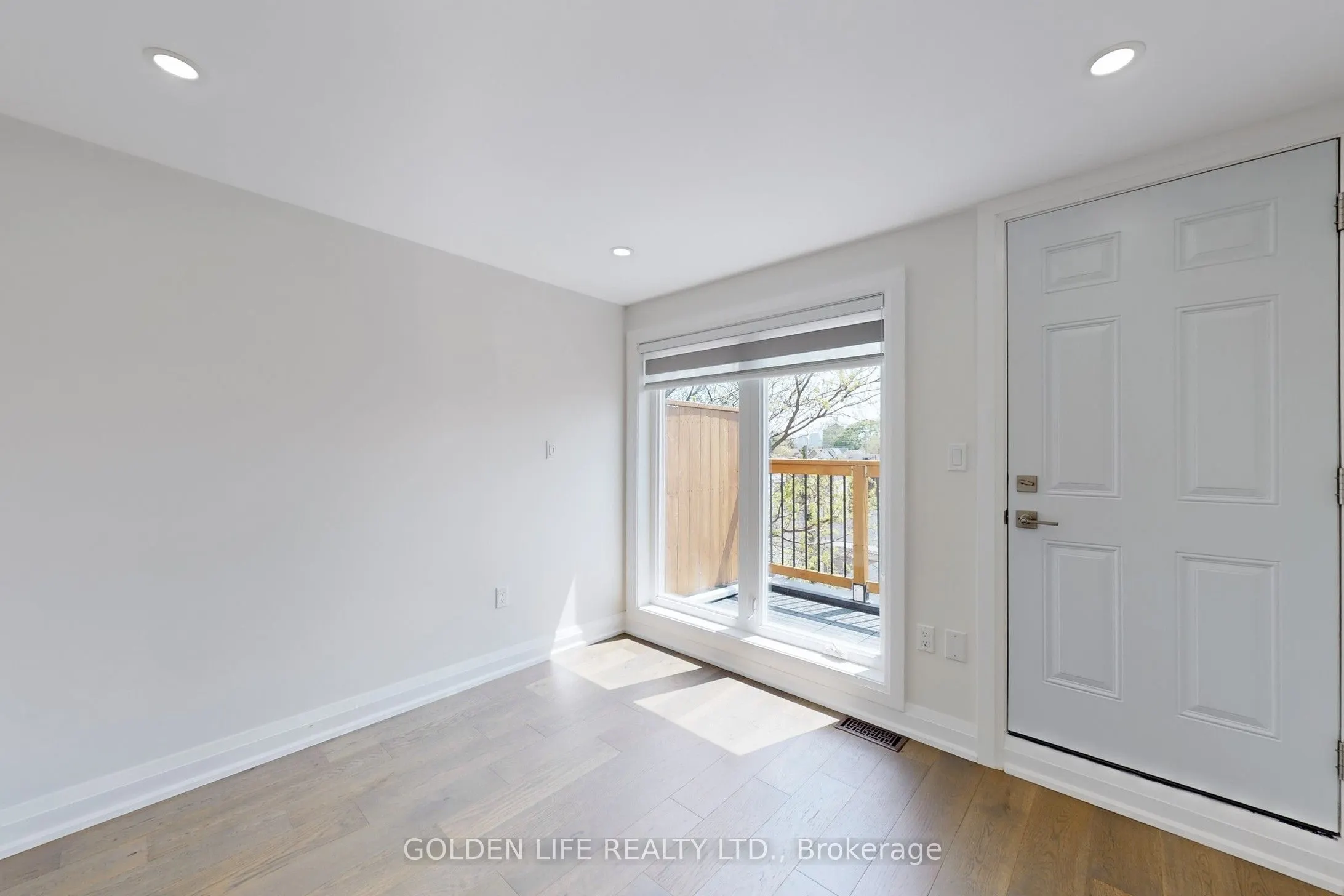 9 Cobourg Avenue