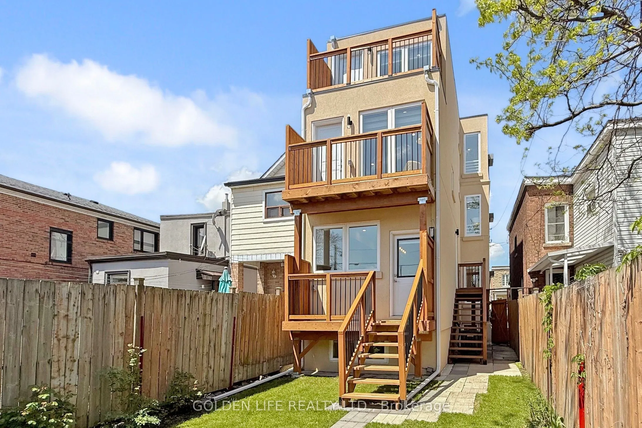 9 Cobourg Avenue