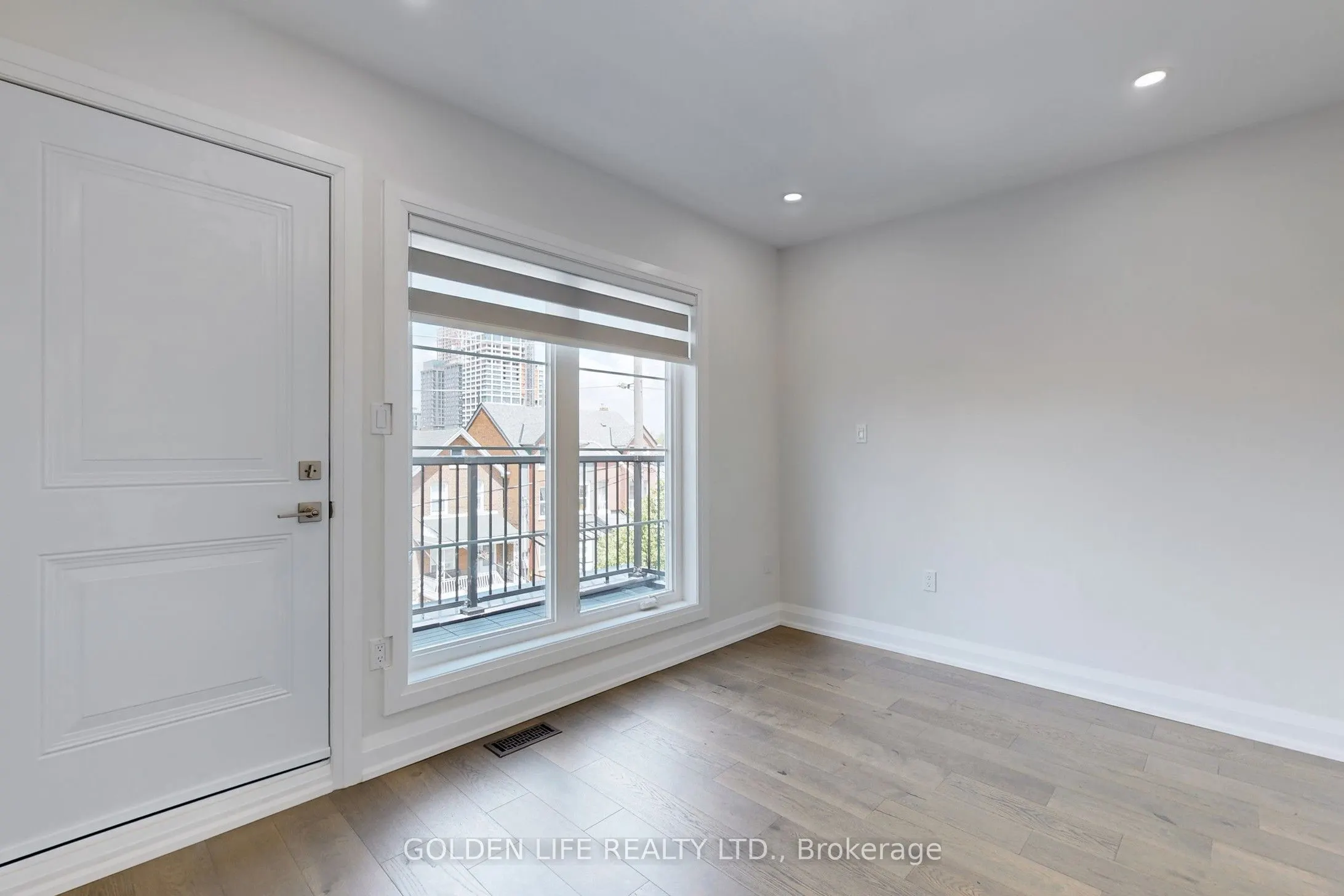9 Cobourg Avenue