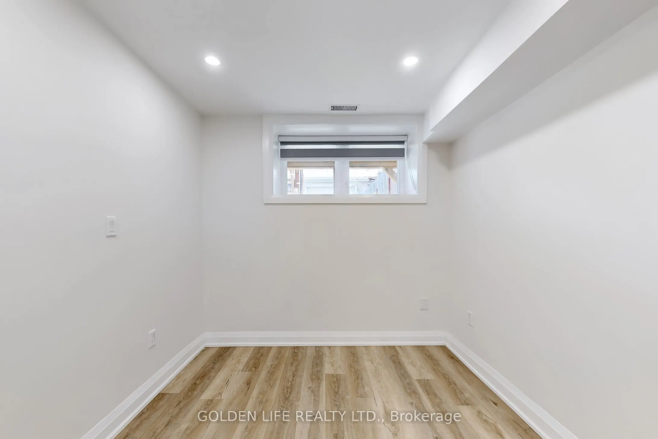 9 Cobourg Avenue