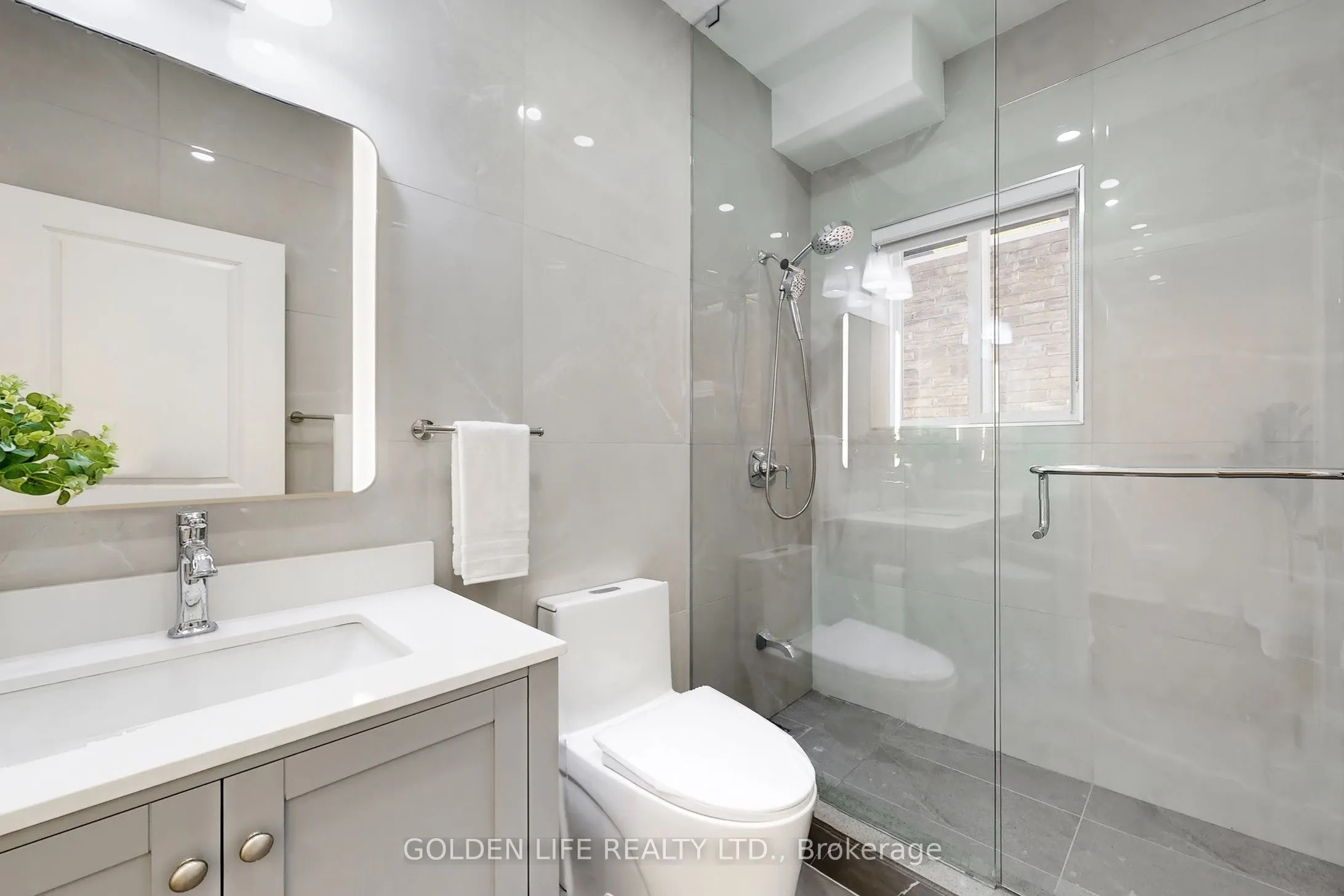 9 Cobourg Avenue