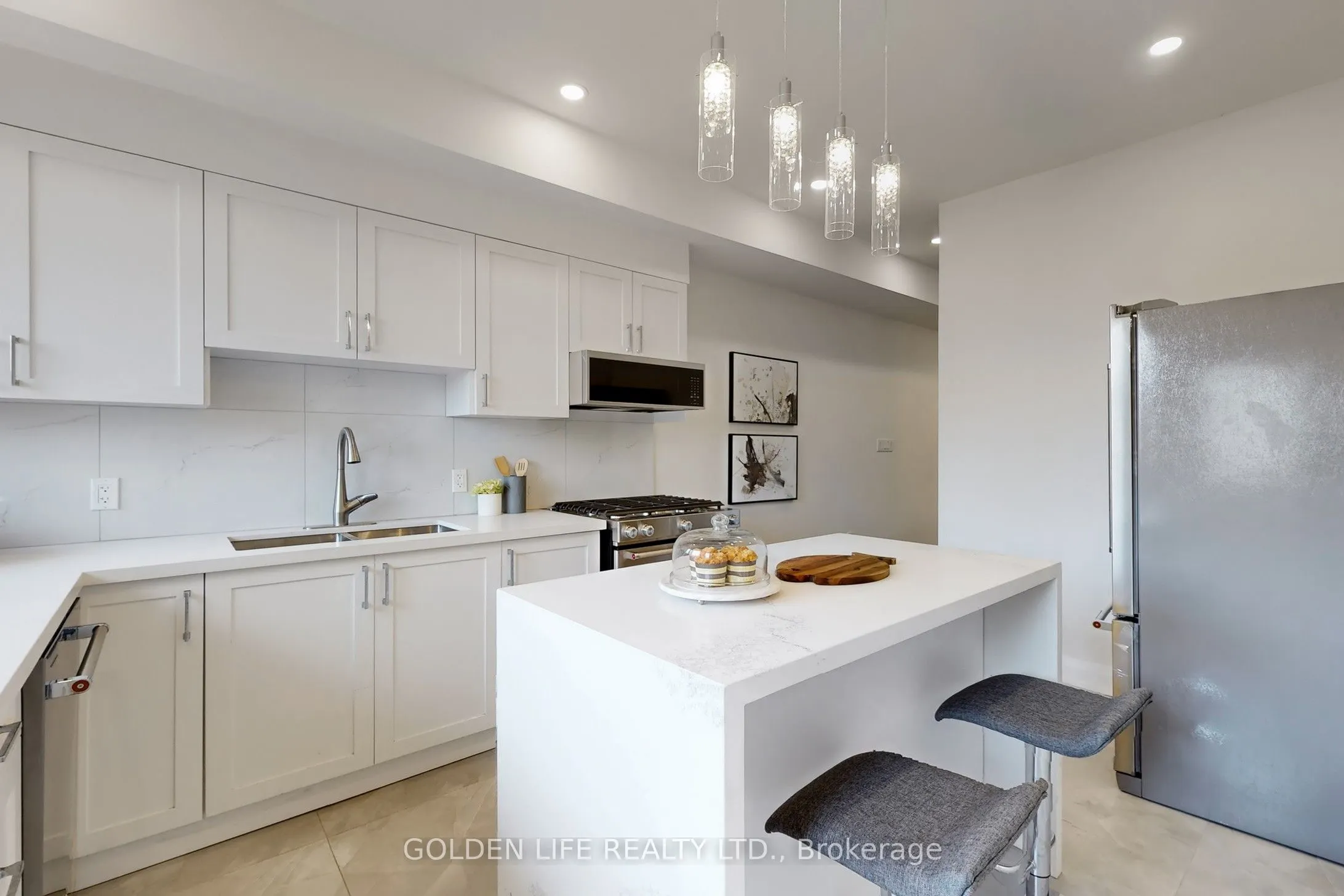 9 Cobourg Avenue