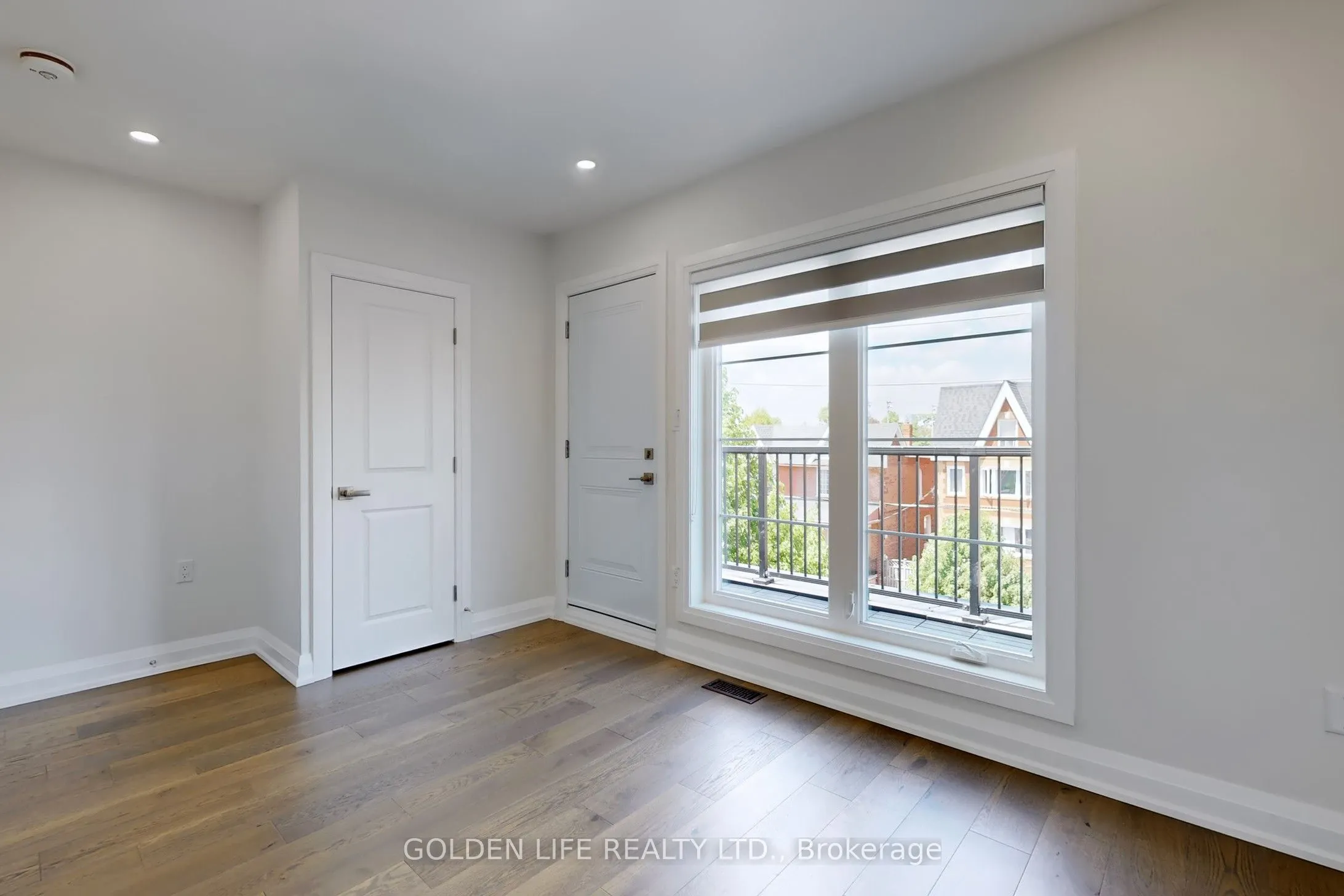 9 Cobourg Avenue