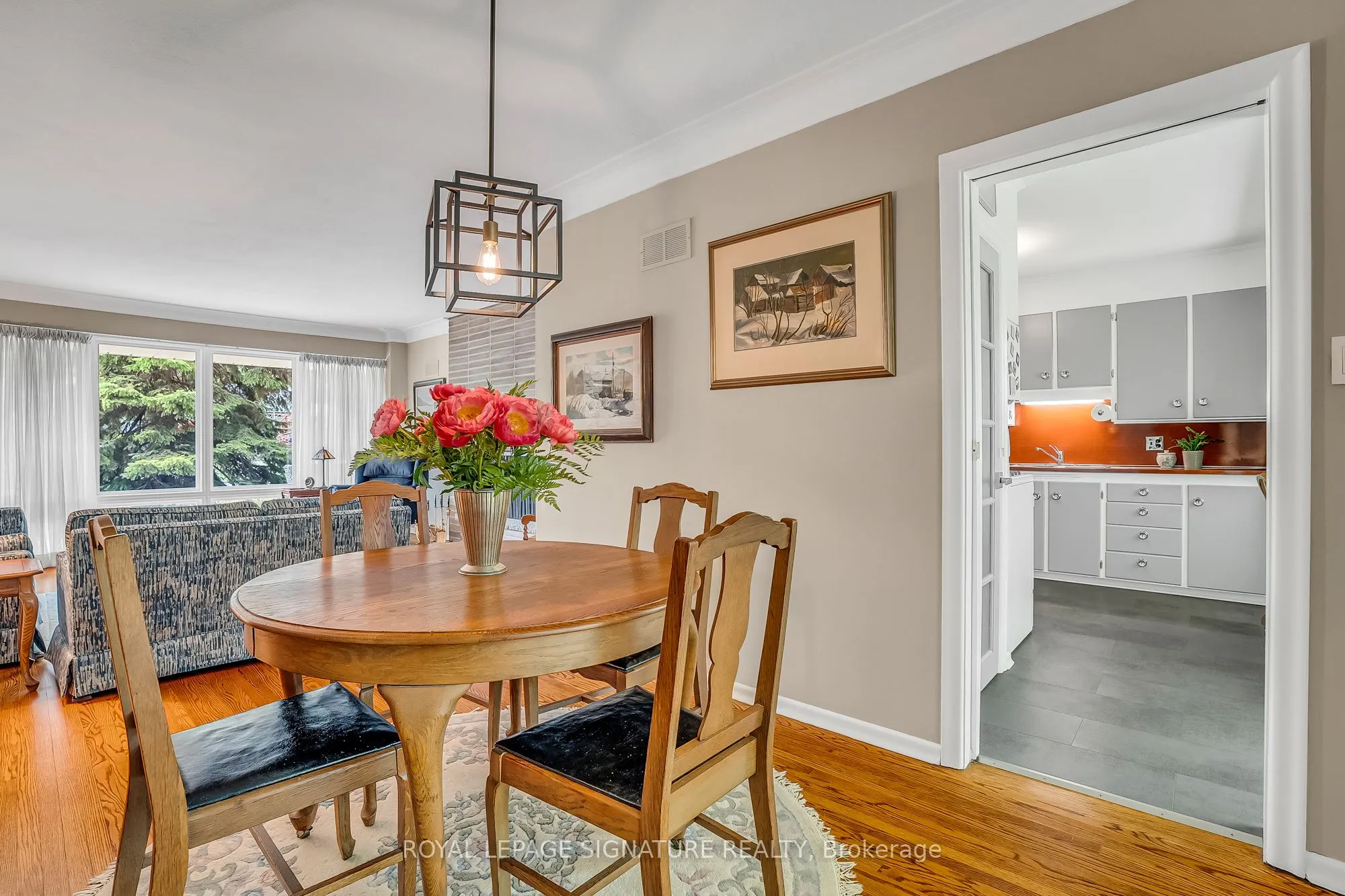 24 Deepwood Crescent