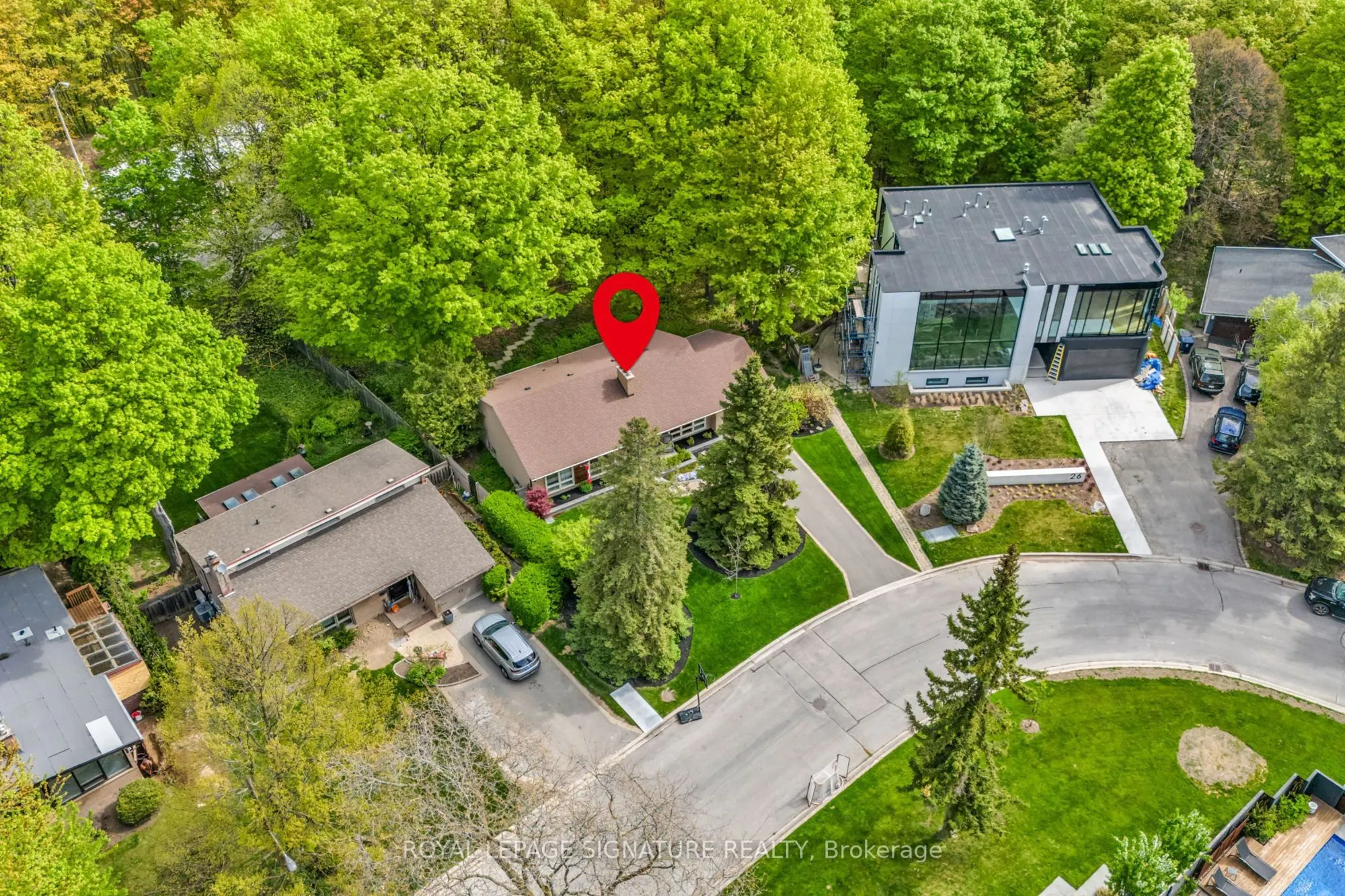 24 Deepwood Crescent