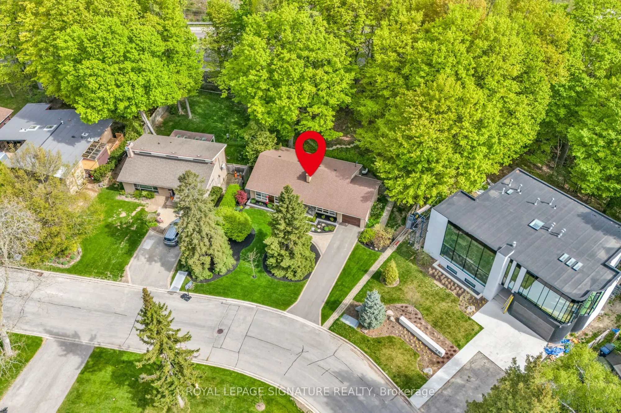 24 Deepwood Crescent