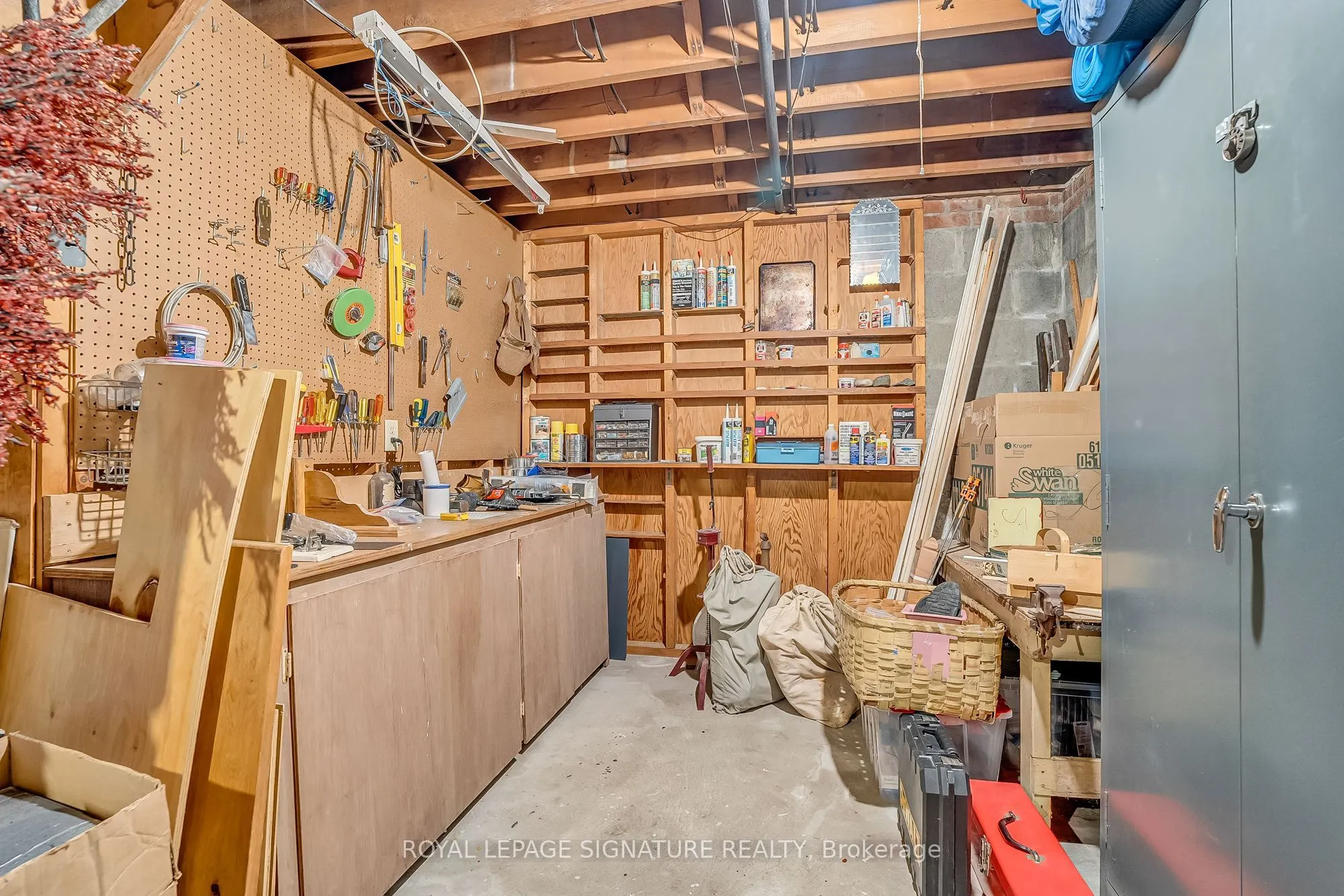 24 Deepwood Crescent