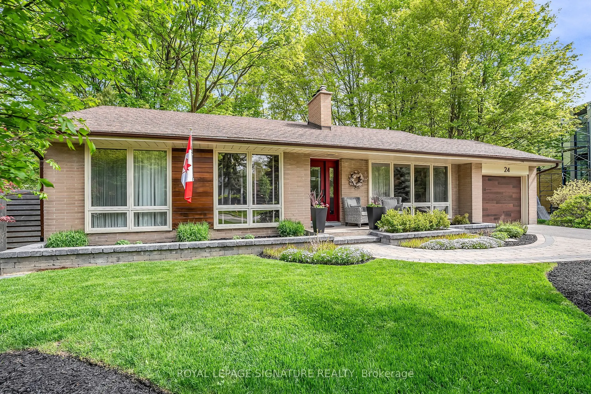 24 Deepwood Crescent