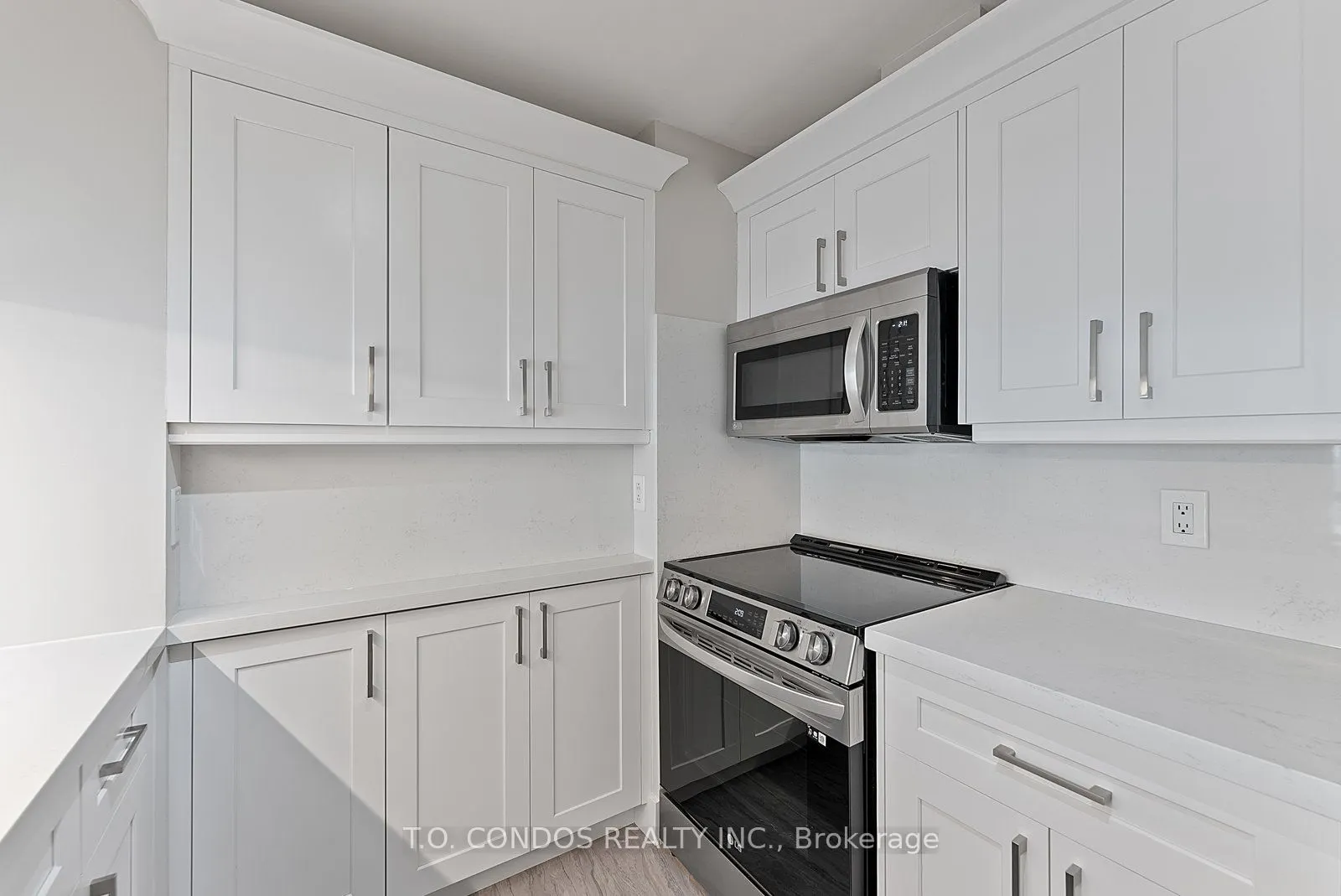 1001 Bay Street, #PH05