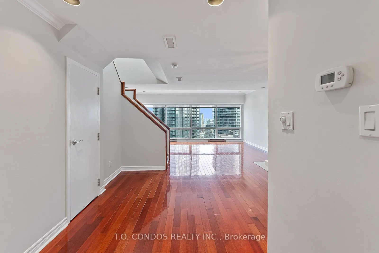 1001 Bay Street, #PH05