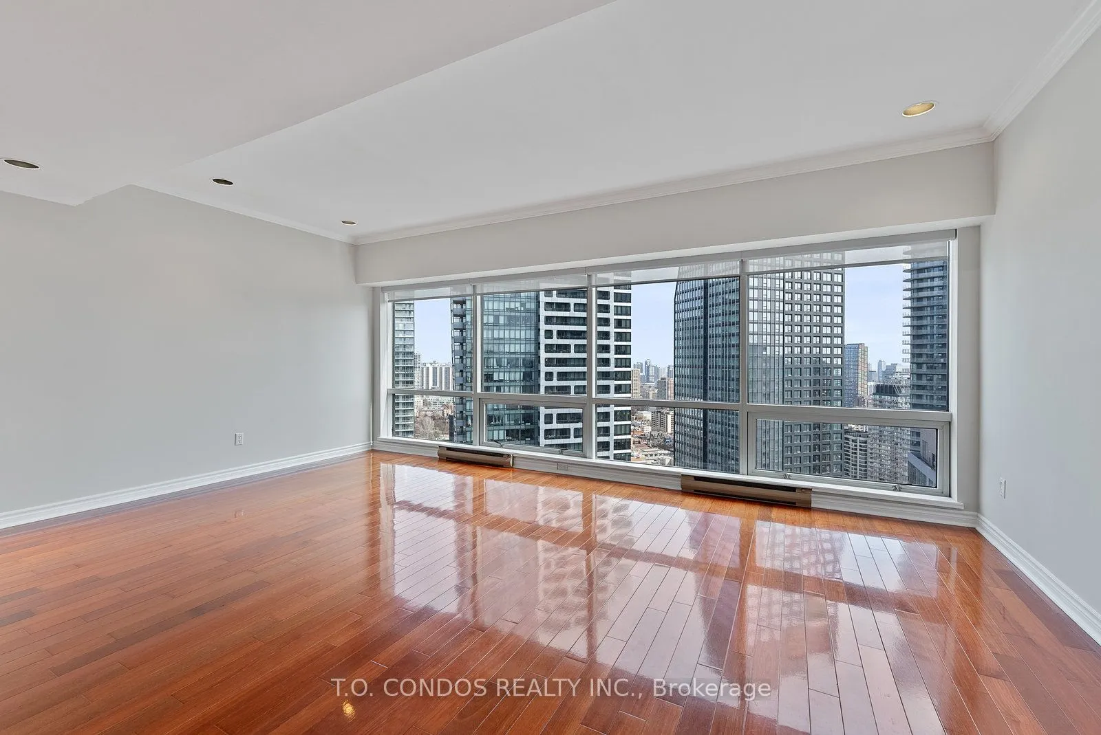 1001 Bay Street, #PH05