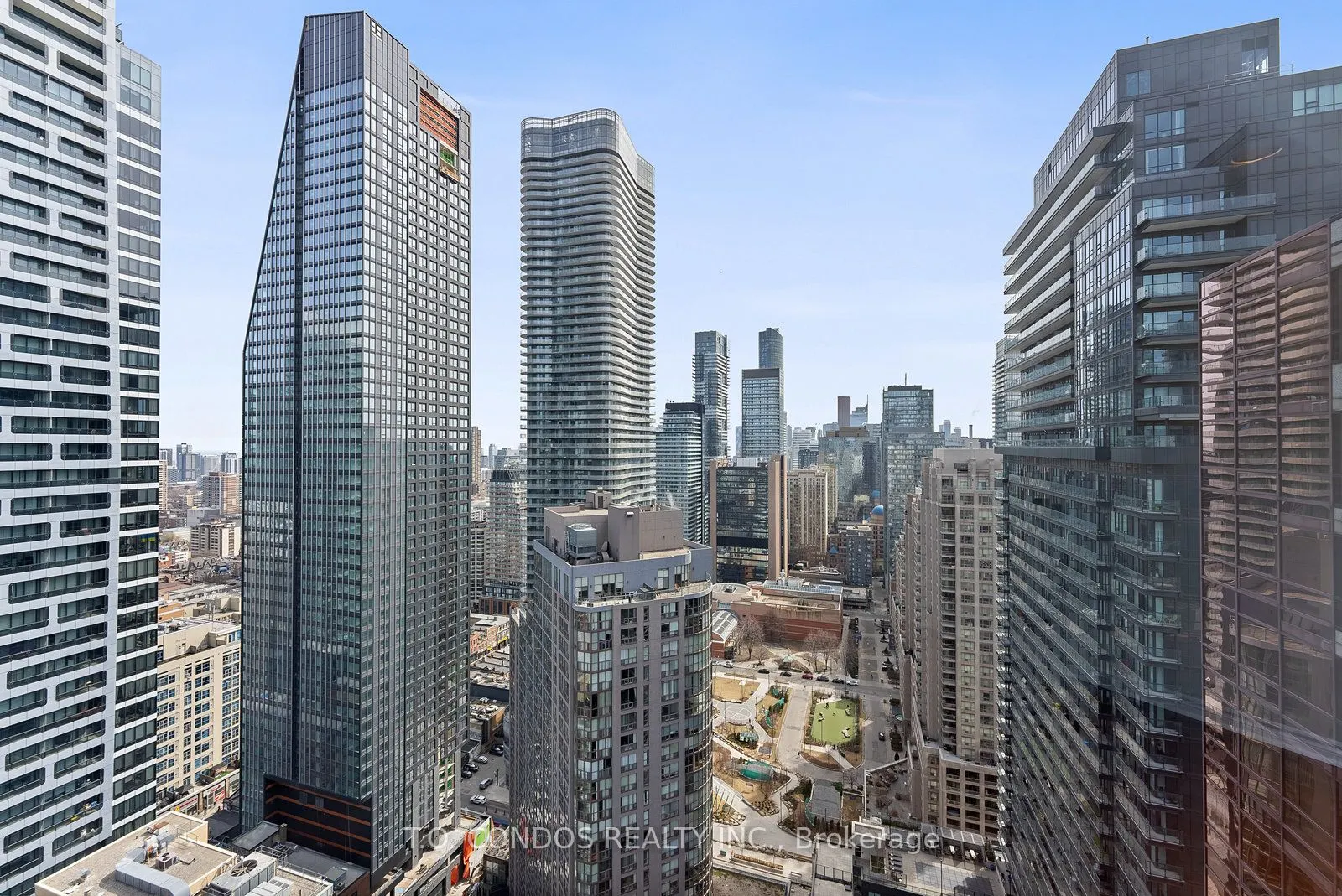 1001 Bay Street, #PH05