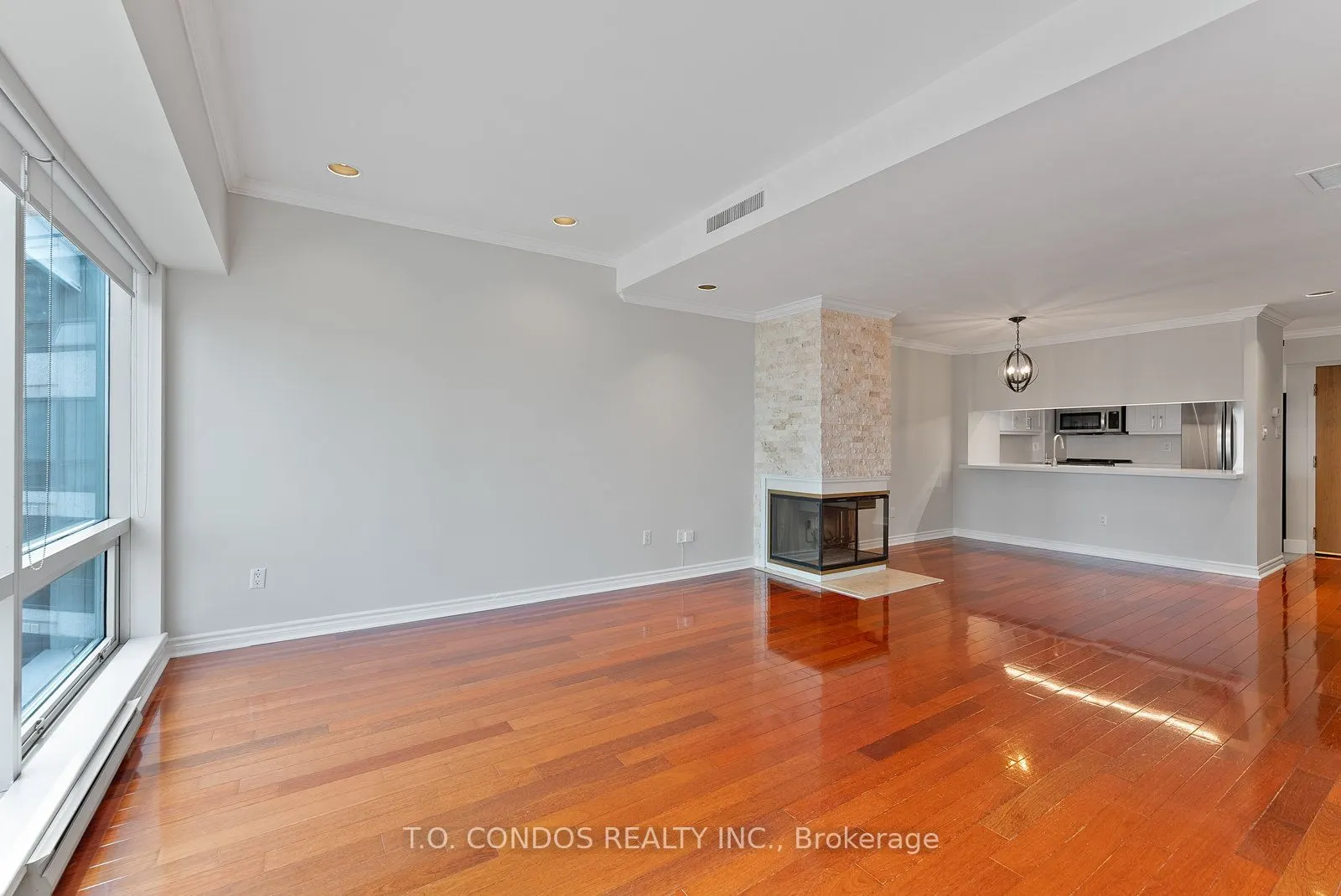 1001 Bay Street, #PH05