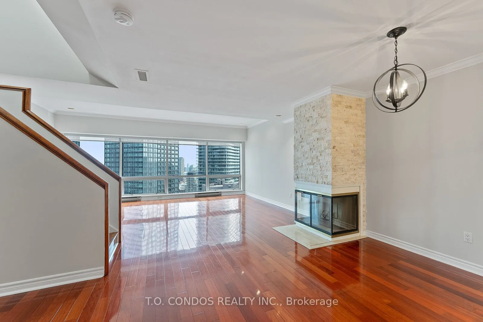 1001 Bay Street, #PH05