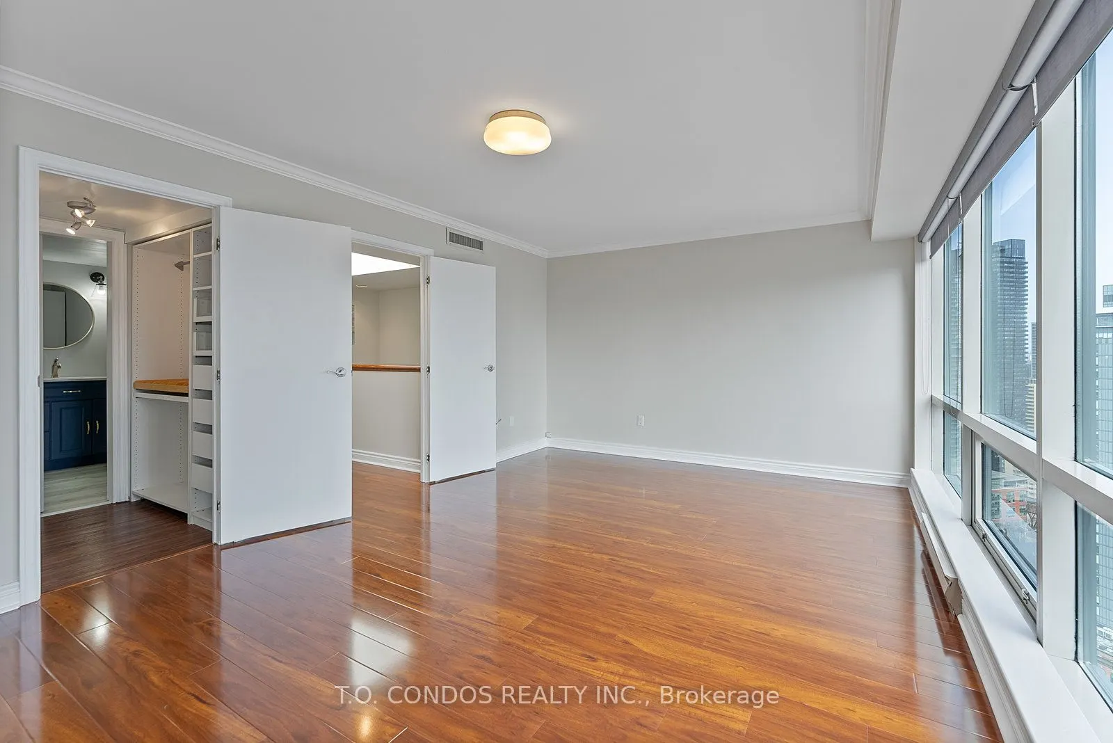 1001 Bay Street, #PH05