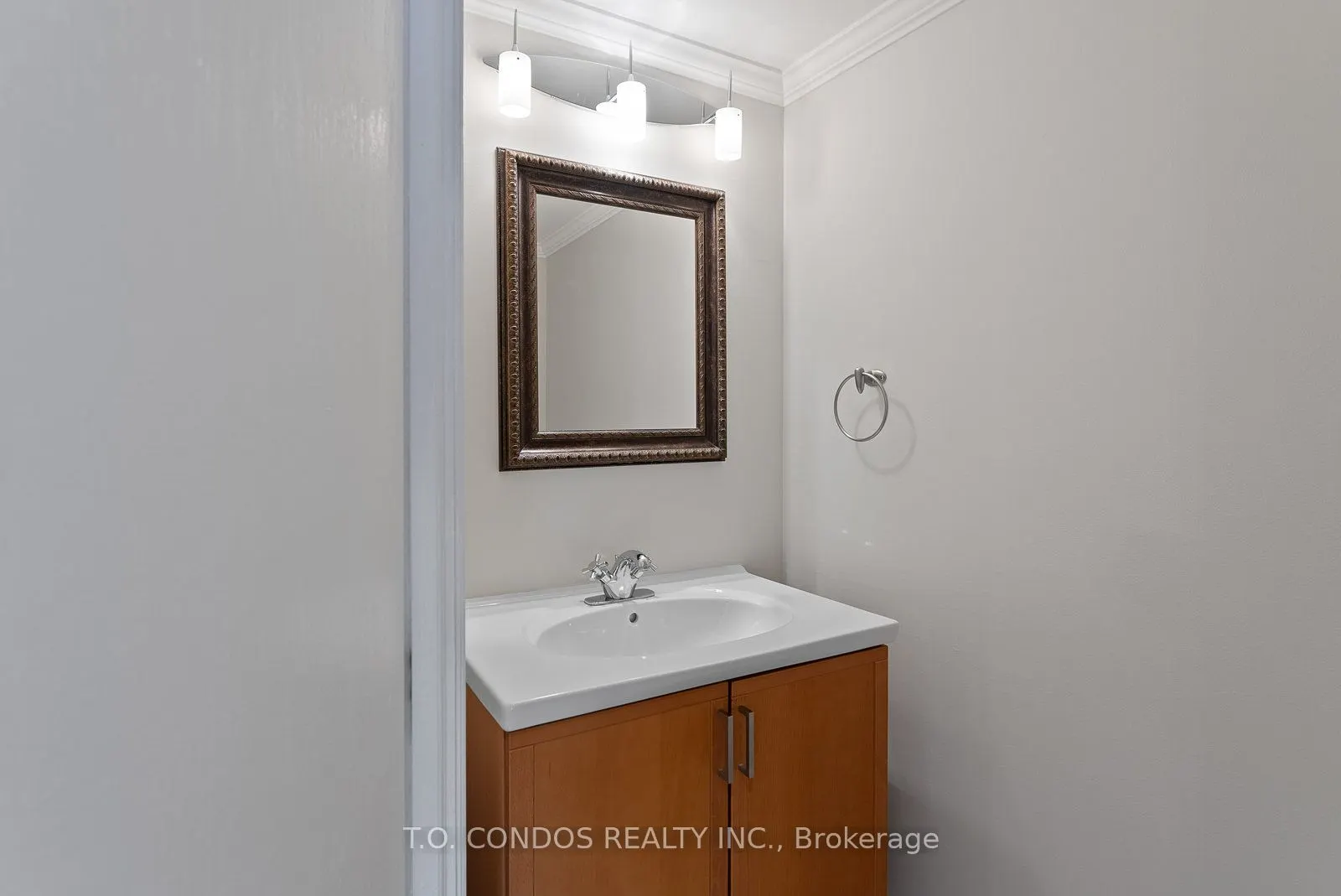 1001 Bay Street, #PH05