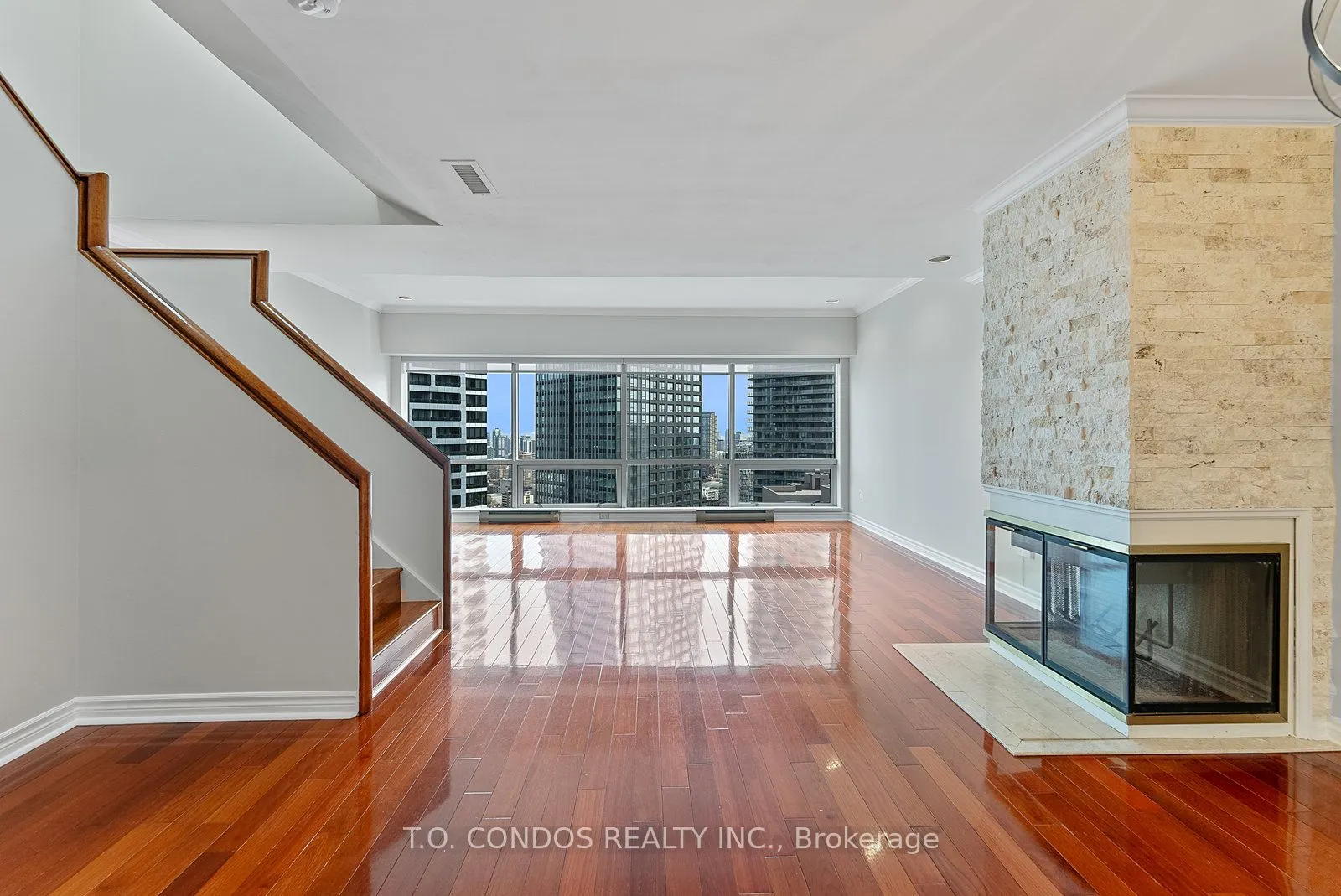 1001 Bay Street, #PH05