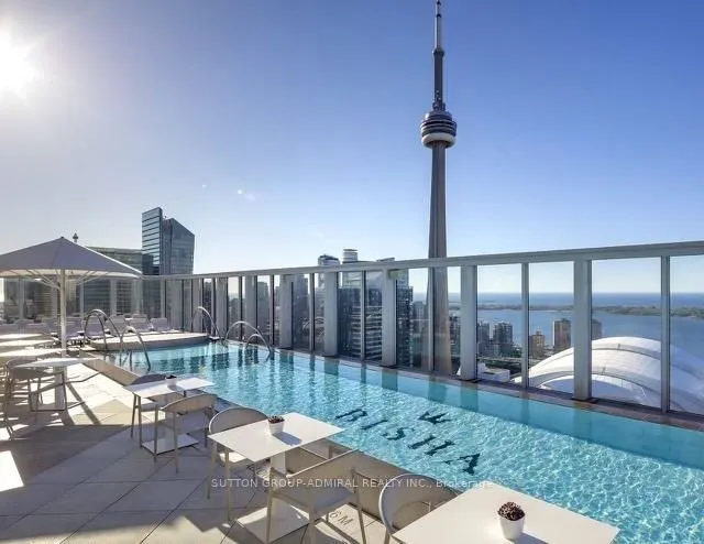 88 Blue Jays Way, #1607