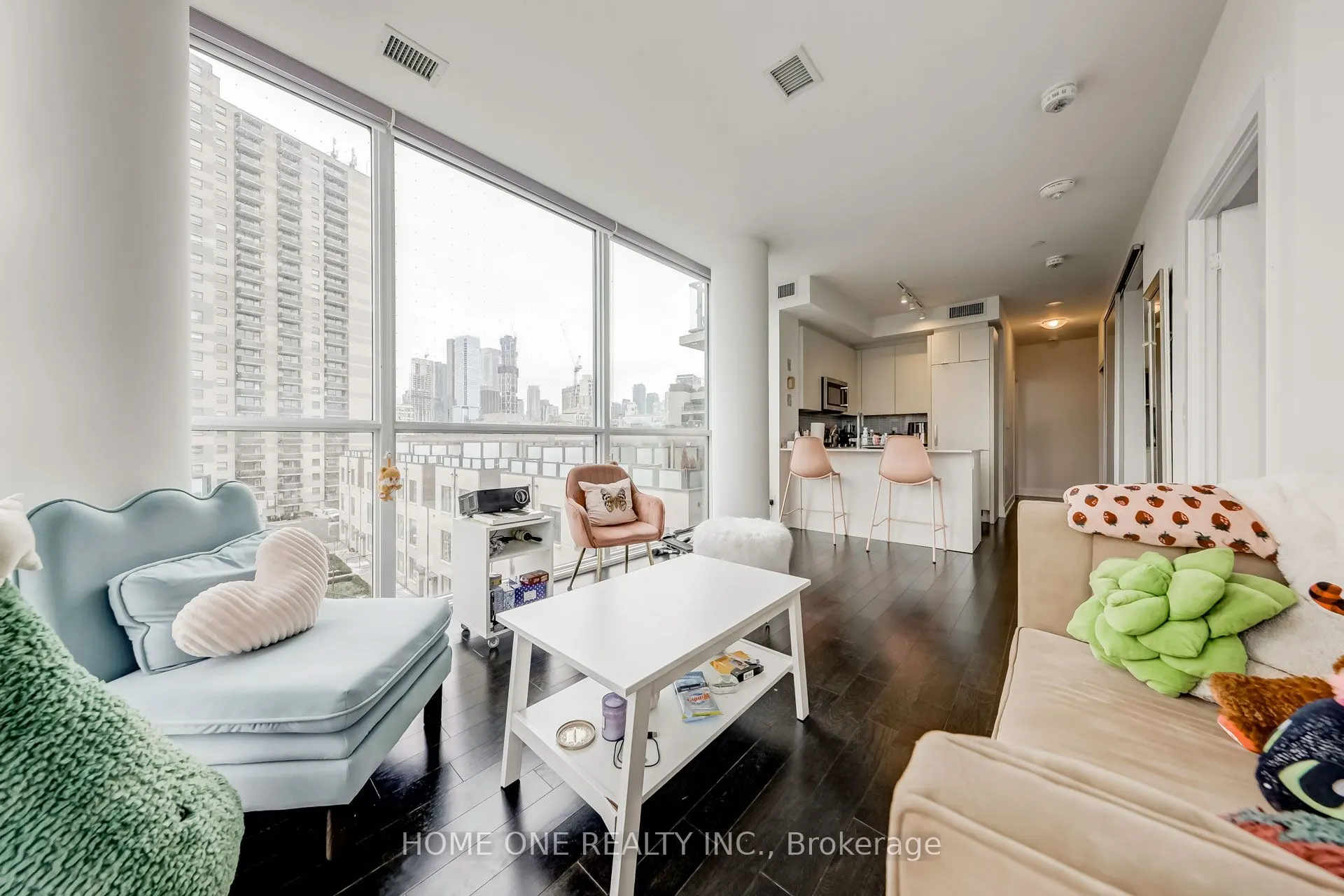 181 Bedford Road, #404