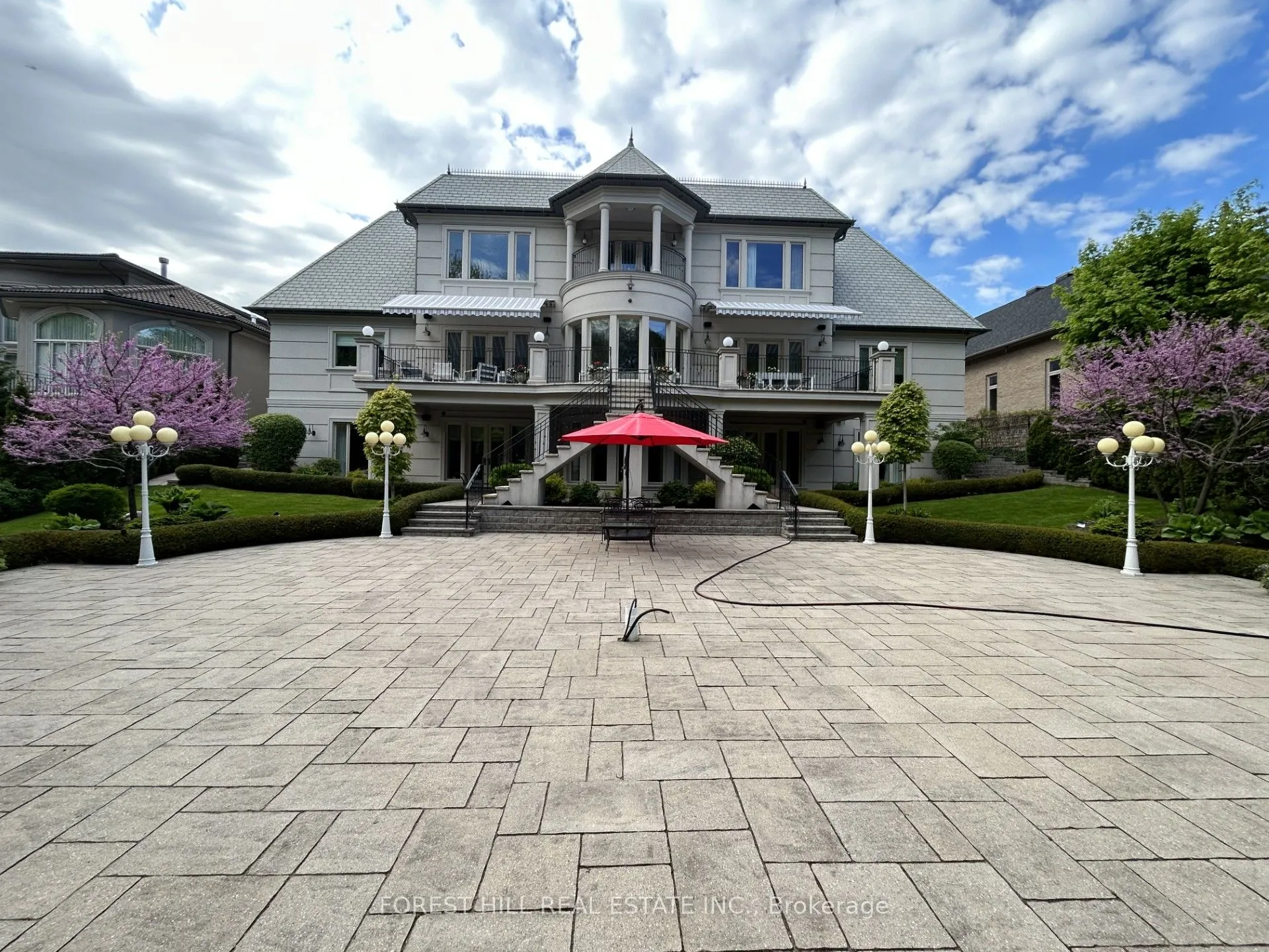 101 Forest Heights Boulevard