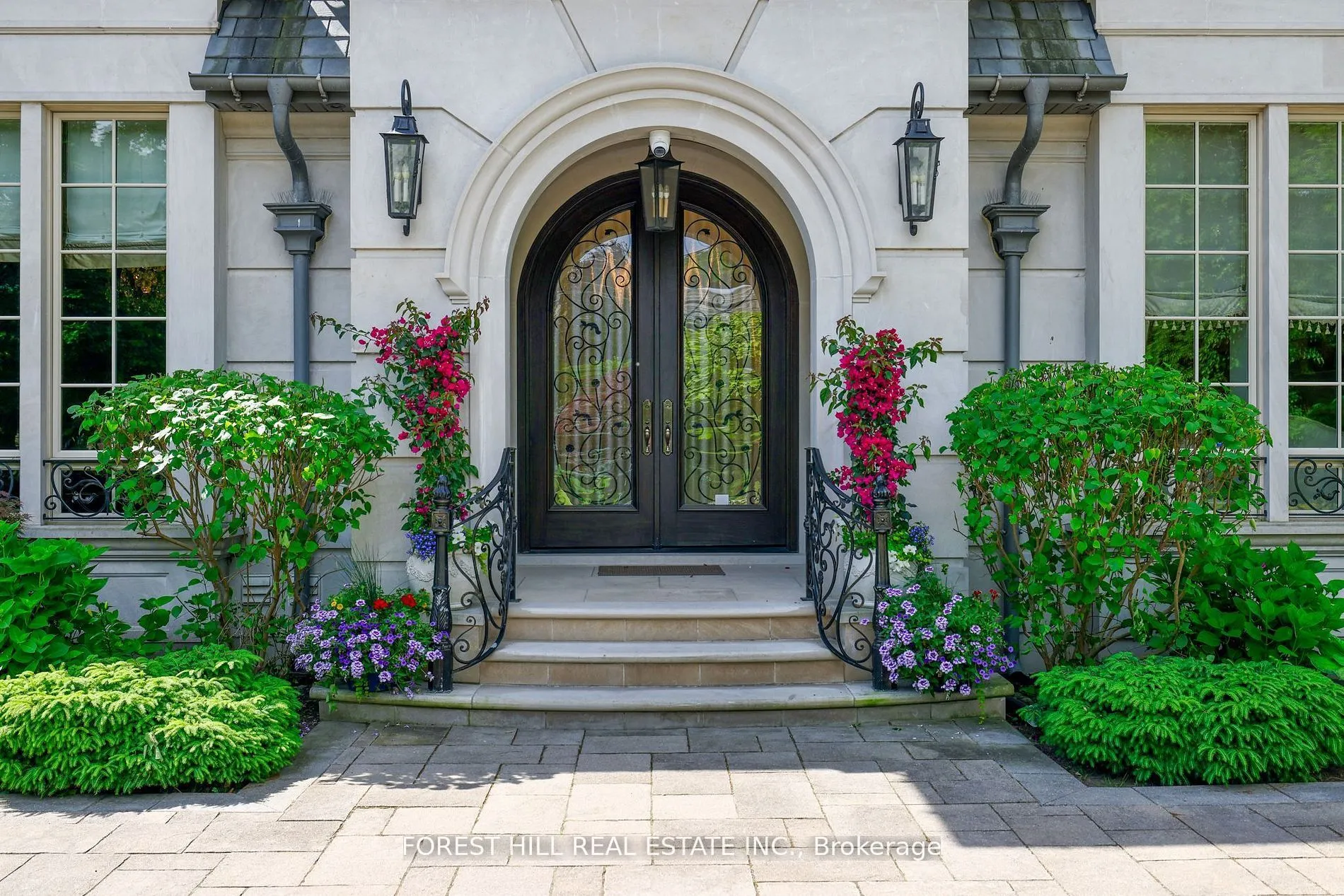 101 Forest Heights Boulevard