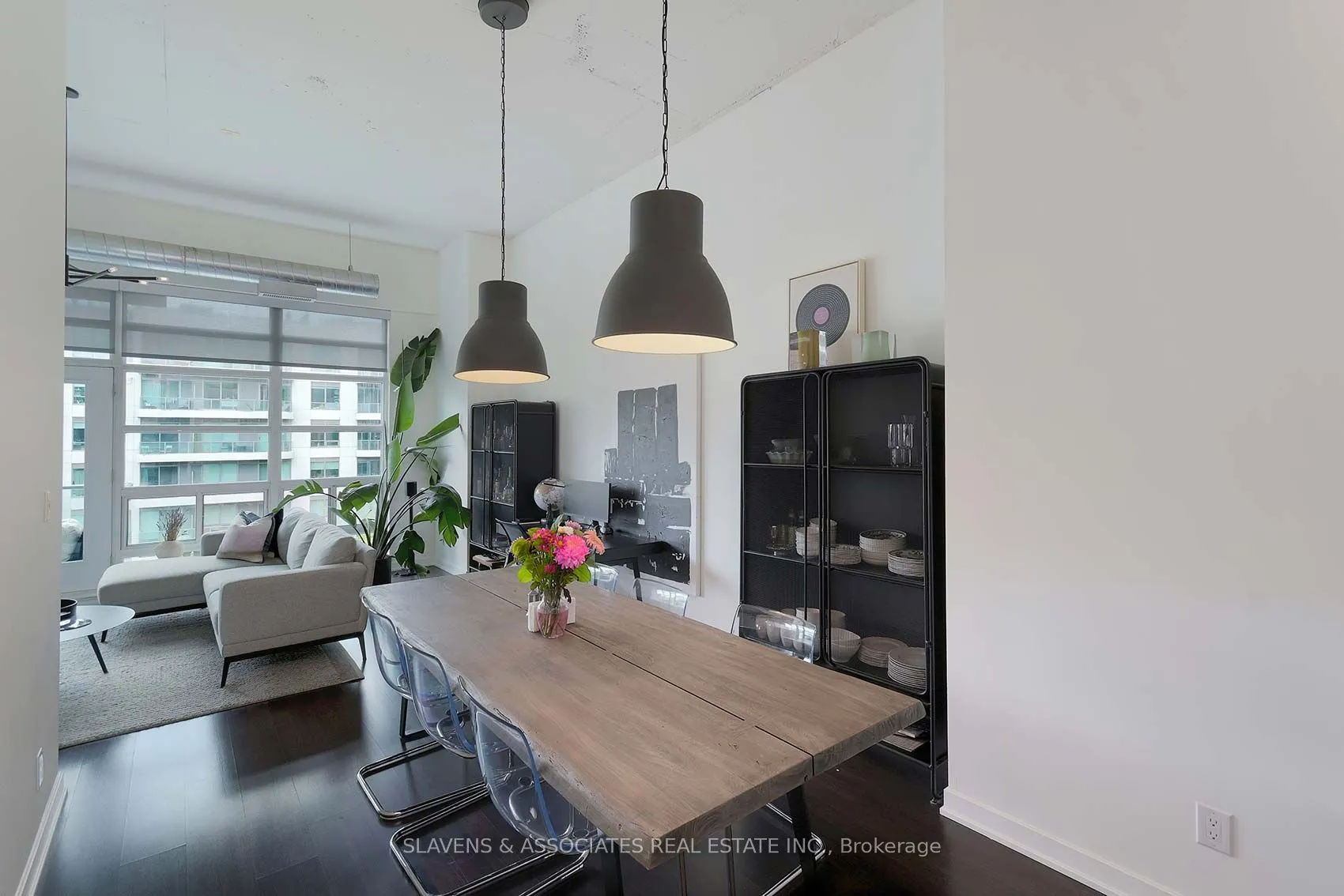 380 Macpherson Avenue, #408