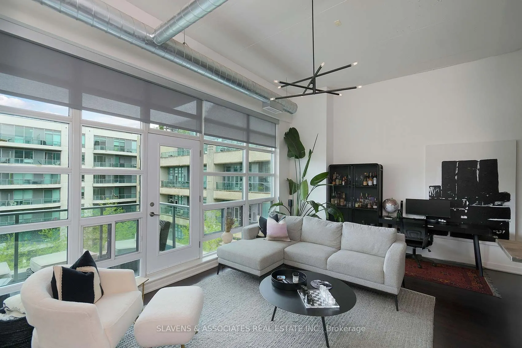 380 Macpherson Avenue, #408