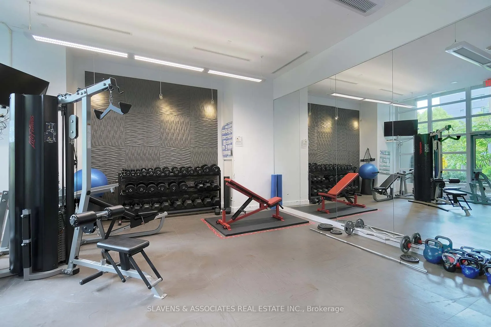 380 Macpherson Avenue, #408
