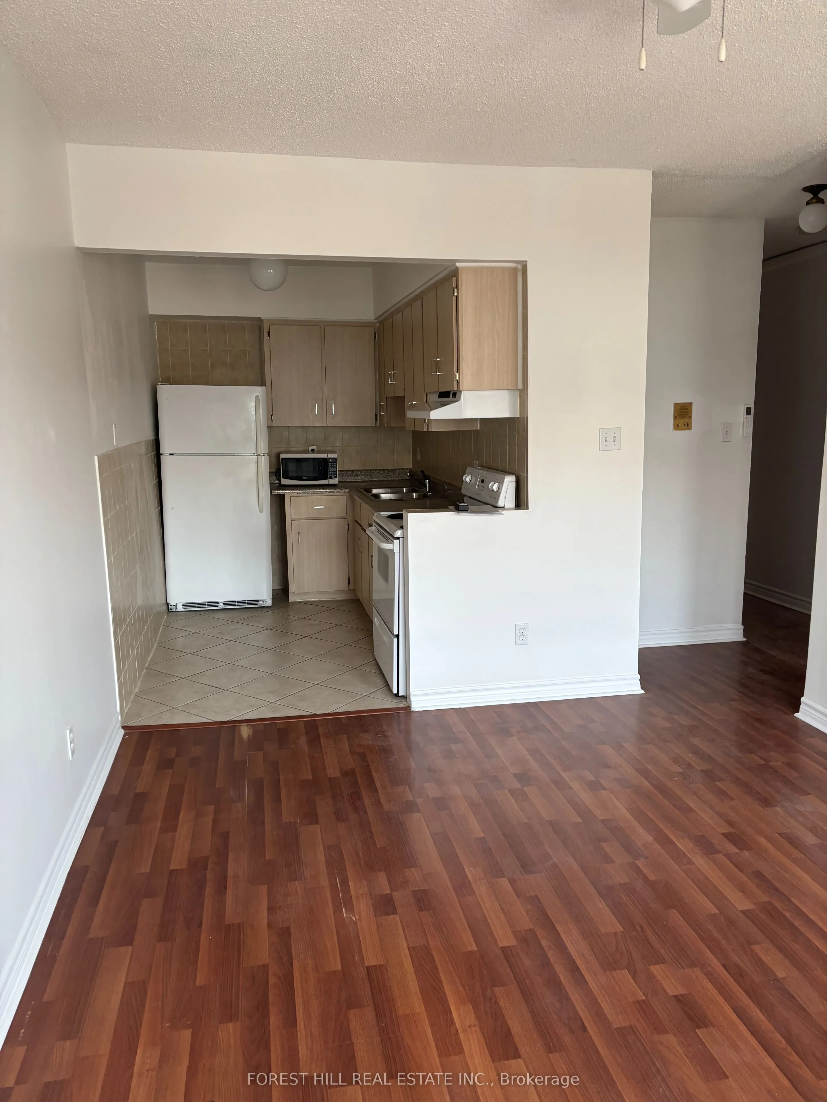 123 Ossington Avenue, #2