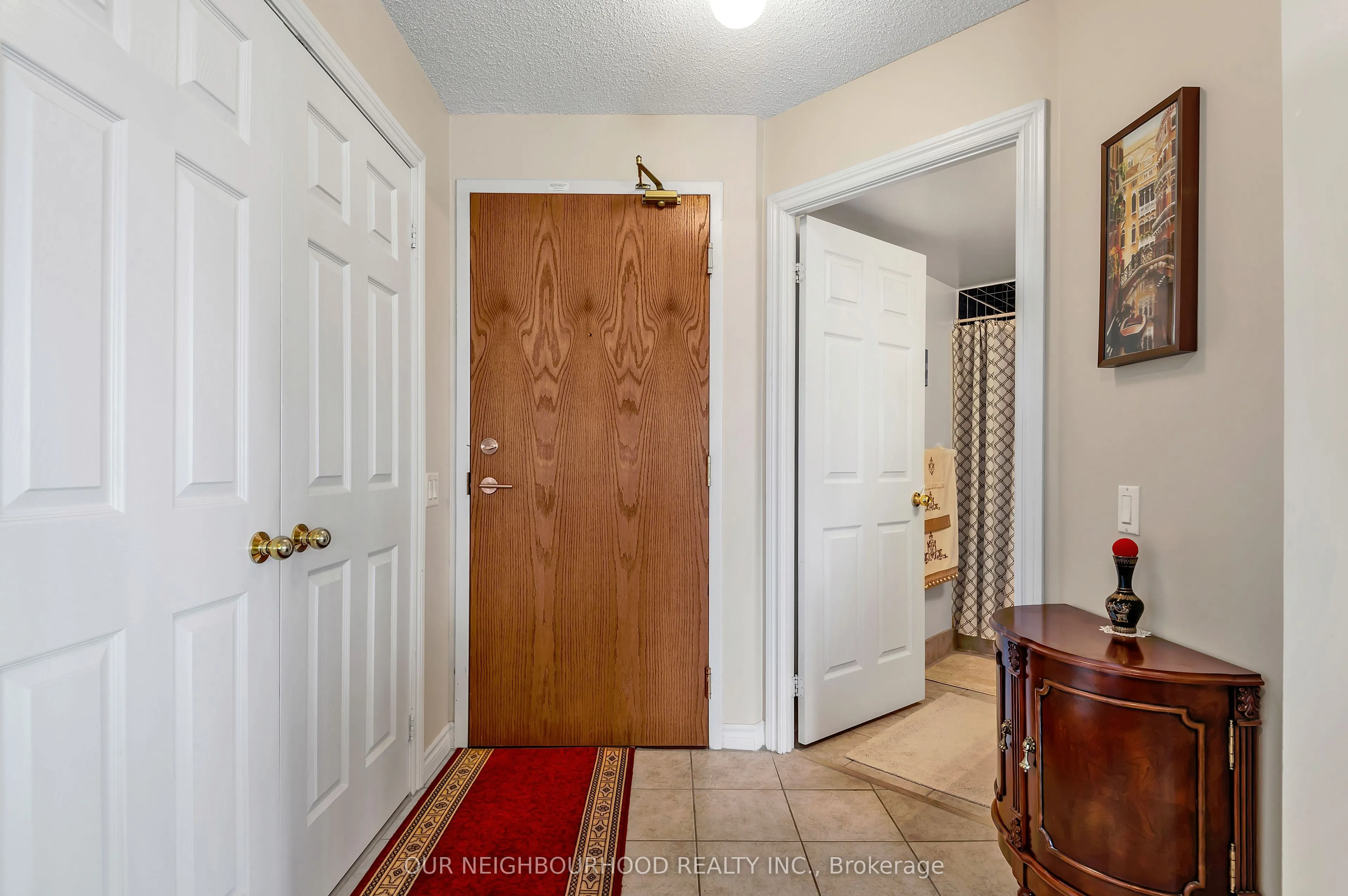 1720 Eglinton Avenue E, #813