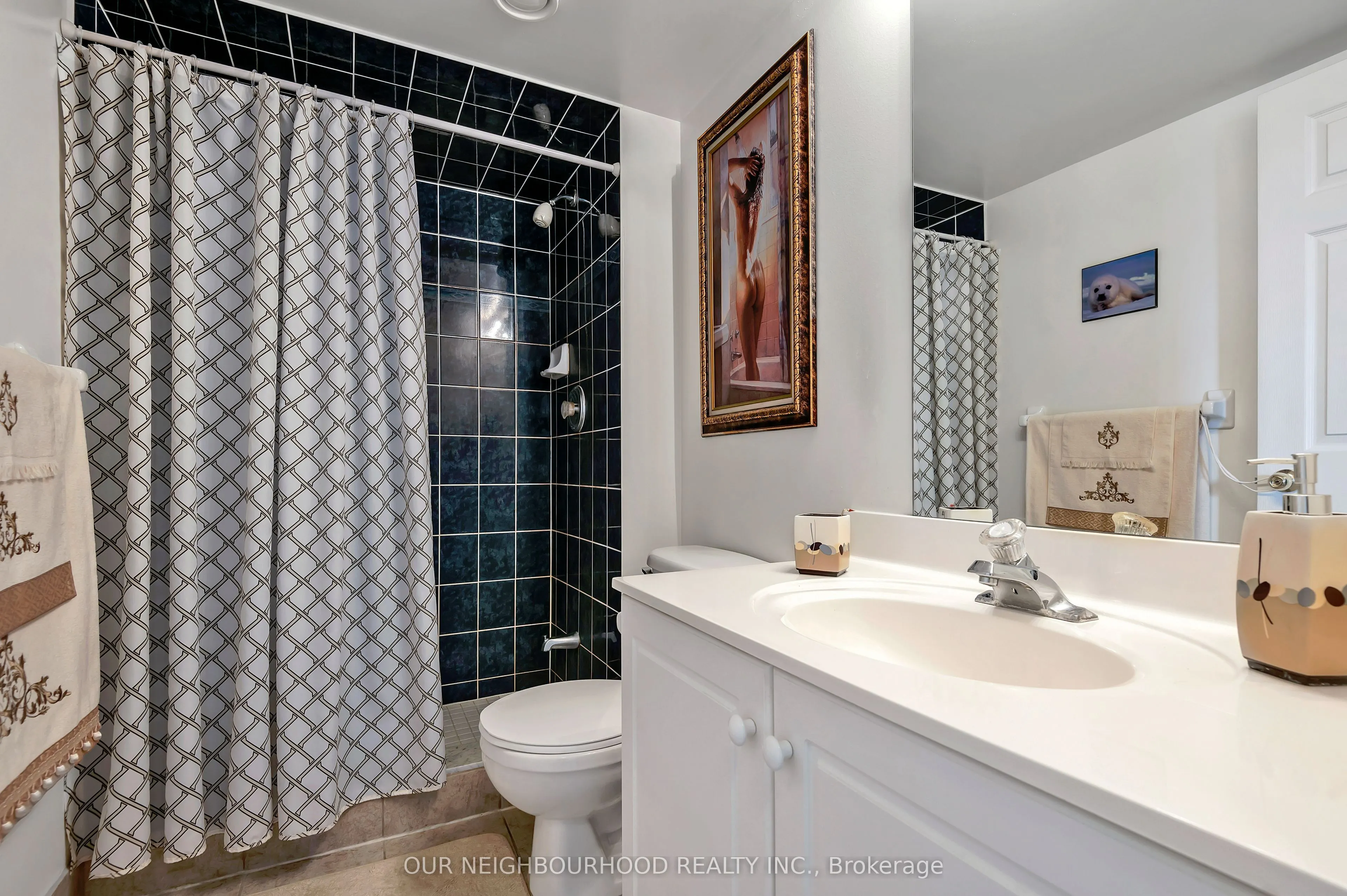 1720 Eglinton Avenue E, #813