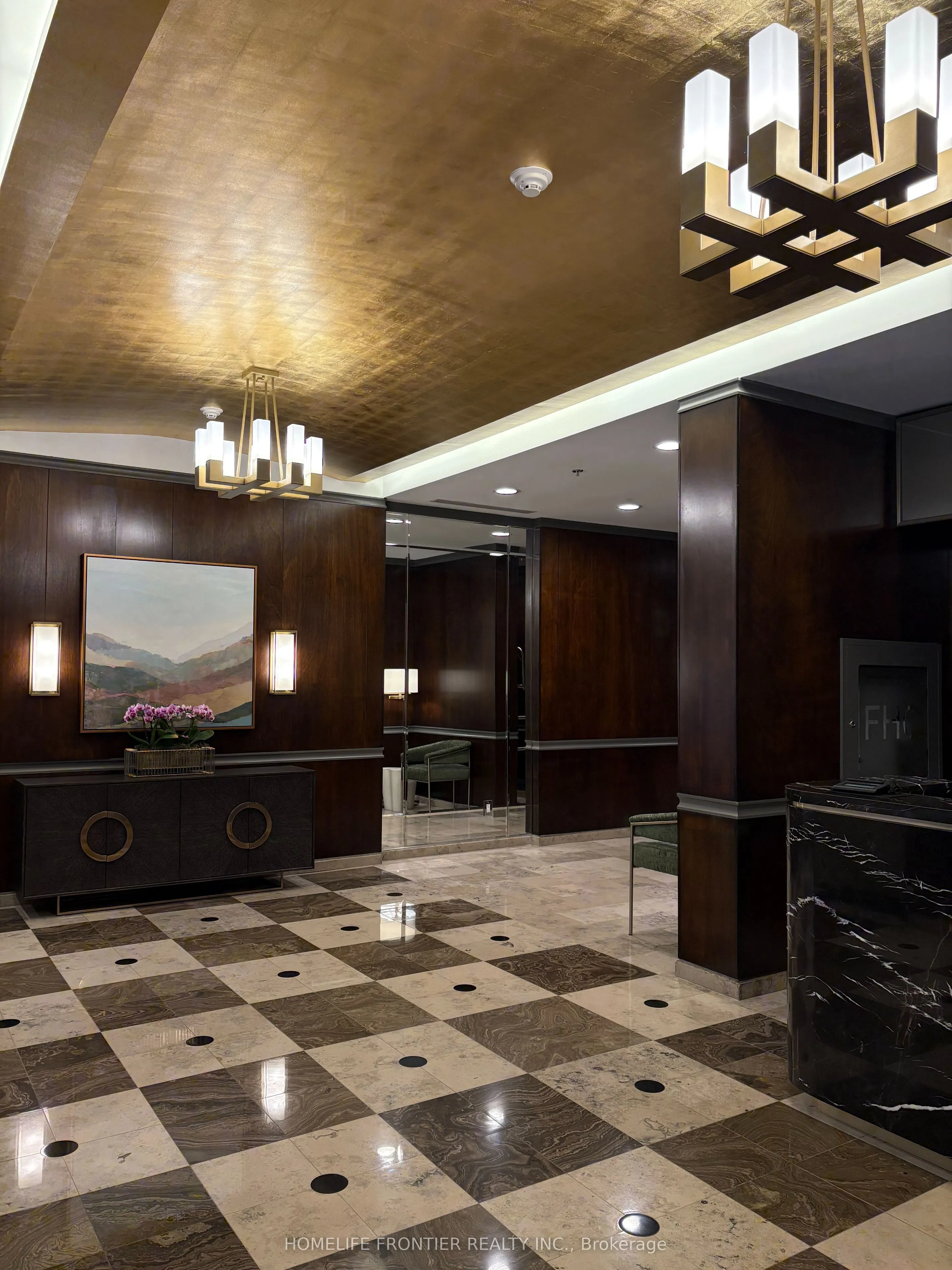 388 Bloor Street E, #1107